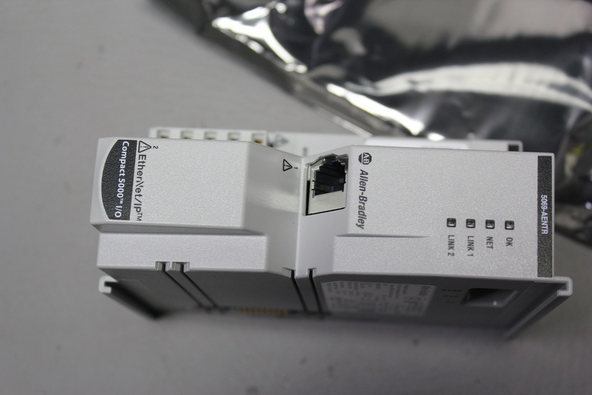 UNUSED ALLEN BRADLEY COMPACT 5000 ETHERNET/IP ADAPTER - Image 4 of 5