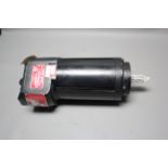 UNUSED KOLLMORGEN/INDUSTRIAL DRIVES BRUSHLESS SERVO MOTOR