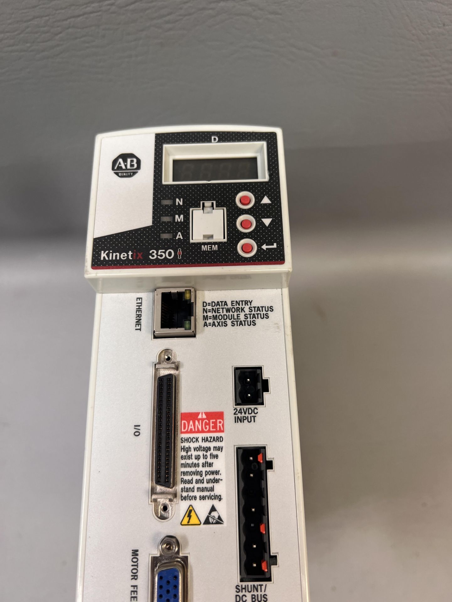 ALLEN BRADLEY KINETIX 350 SERVO DRIVE - Image 2 of 5