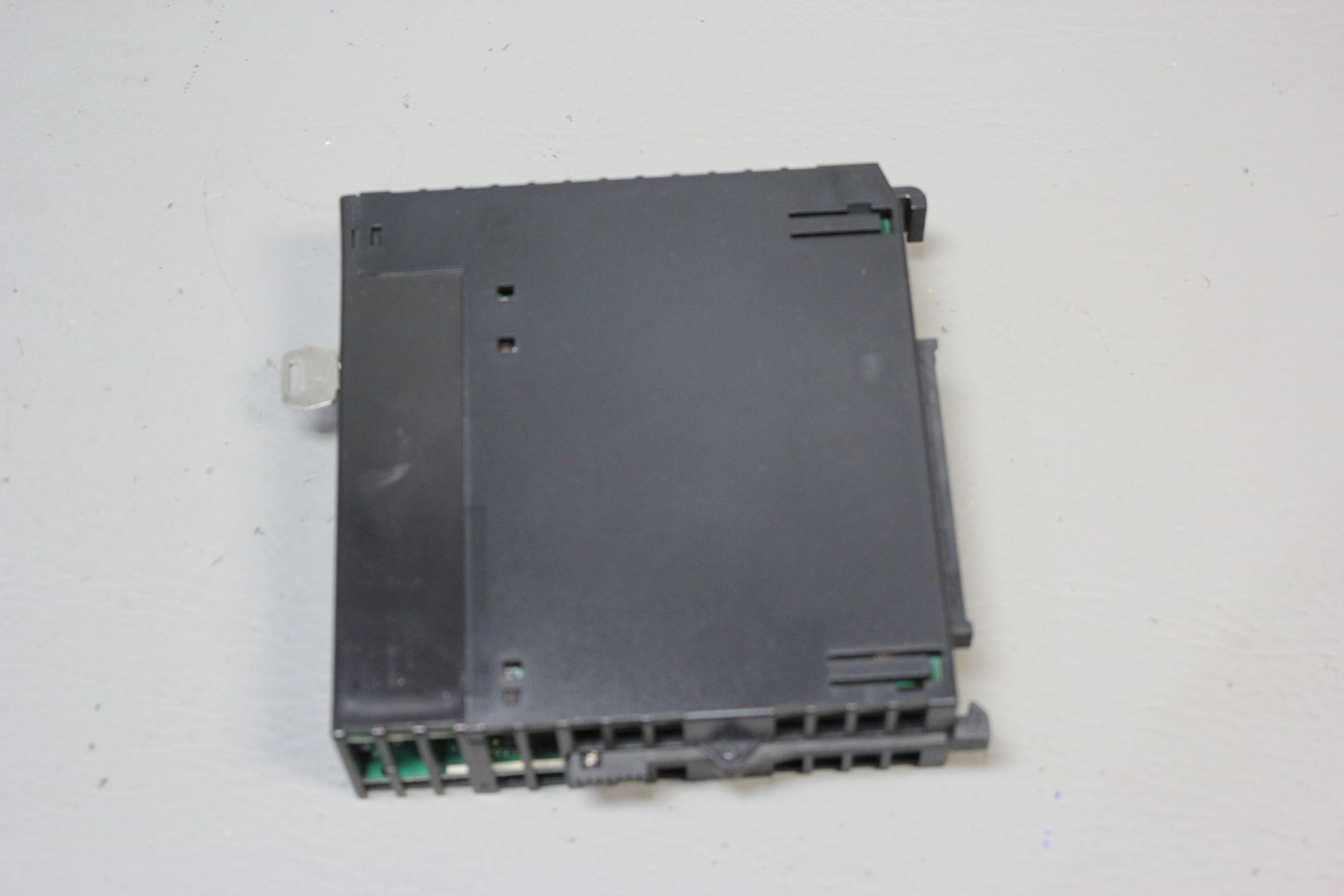 GE FAUC PLC ETHERNET CPU 374 PLUS MODULE - Image 5 of 6