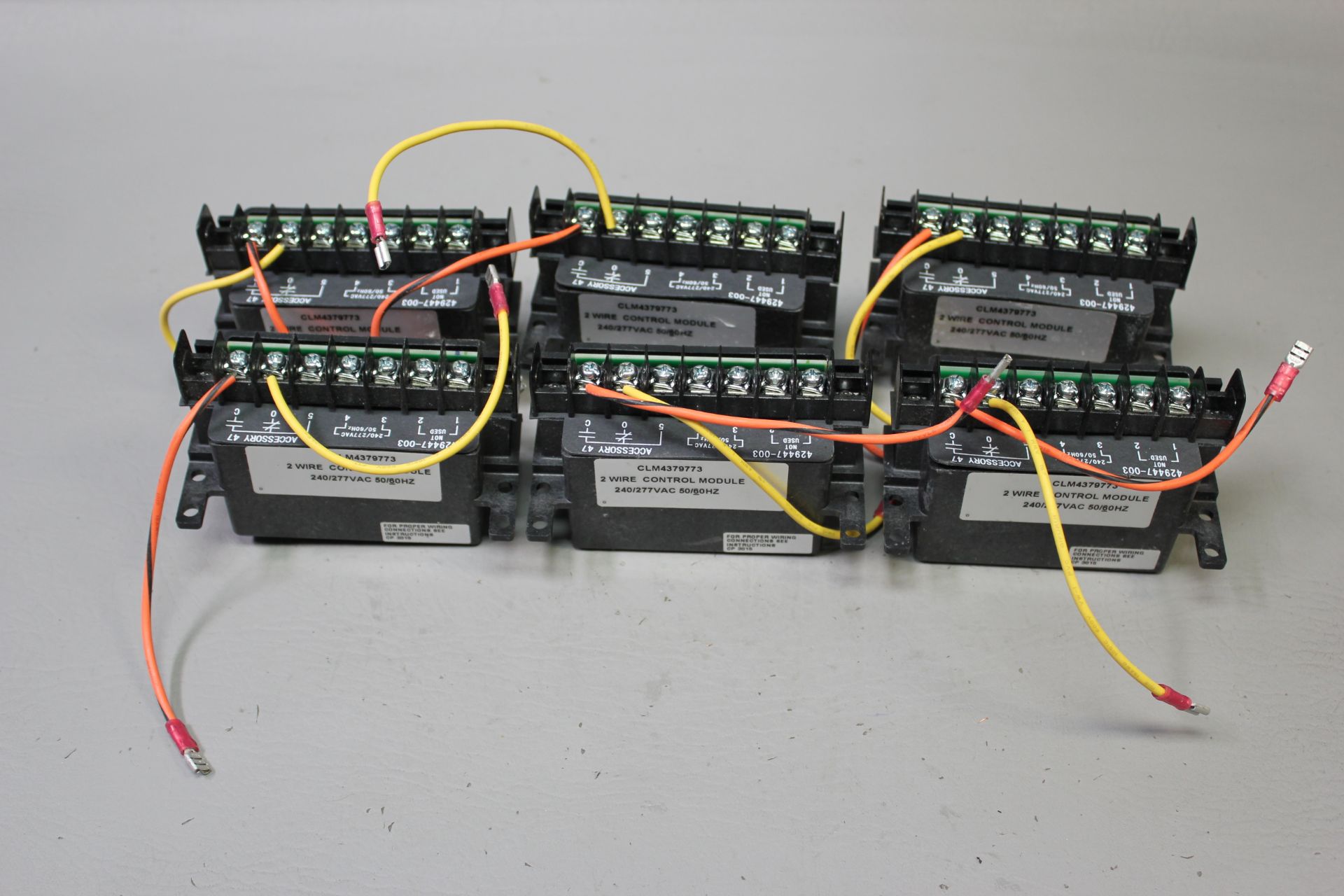 LOT OF 6 SIEMENS 2 WIRE CONTROL MODULES