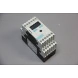 SIEMENS DIGITAL THERMOCOUPLE MONITORING RELAY