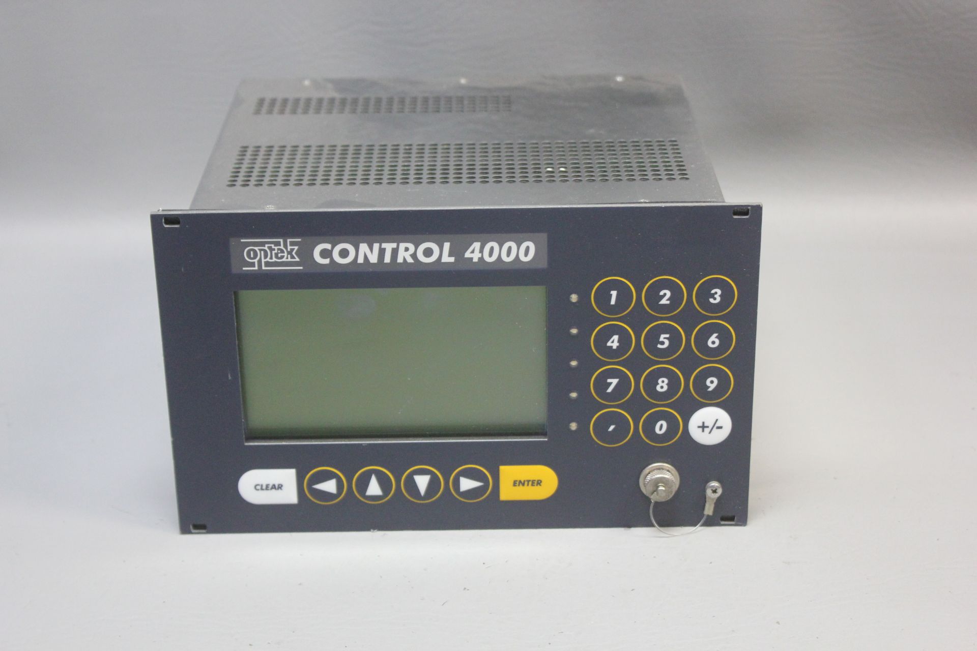 OPTEK CONTROL 4000 PHOTOMETRIC CONVERTER - Image 2 of 5