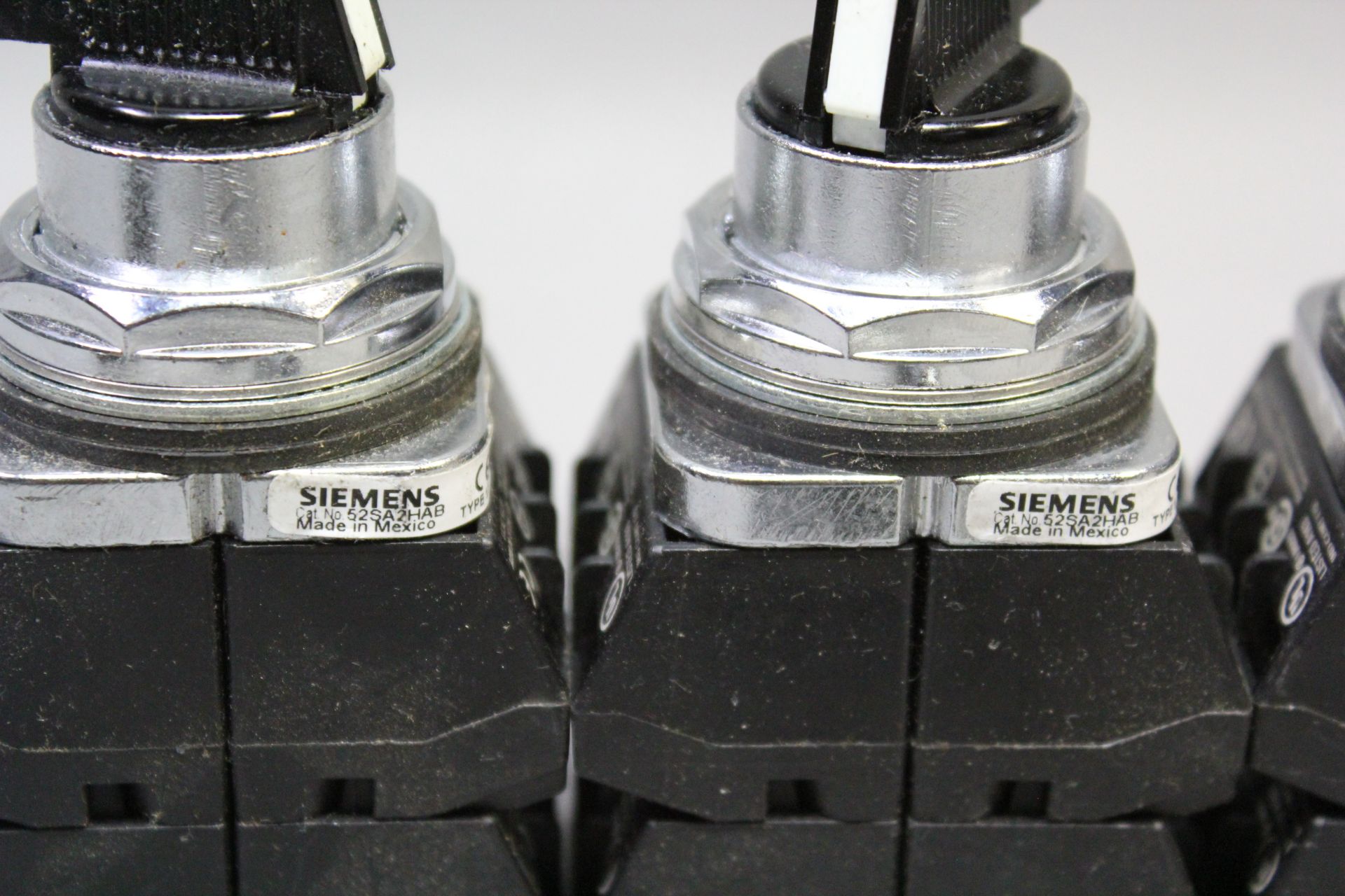 LOT OF SIEMENS SELECTOR SWITCHES - Image 5 of 5