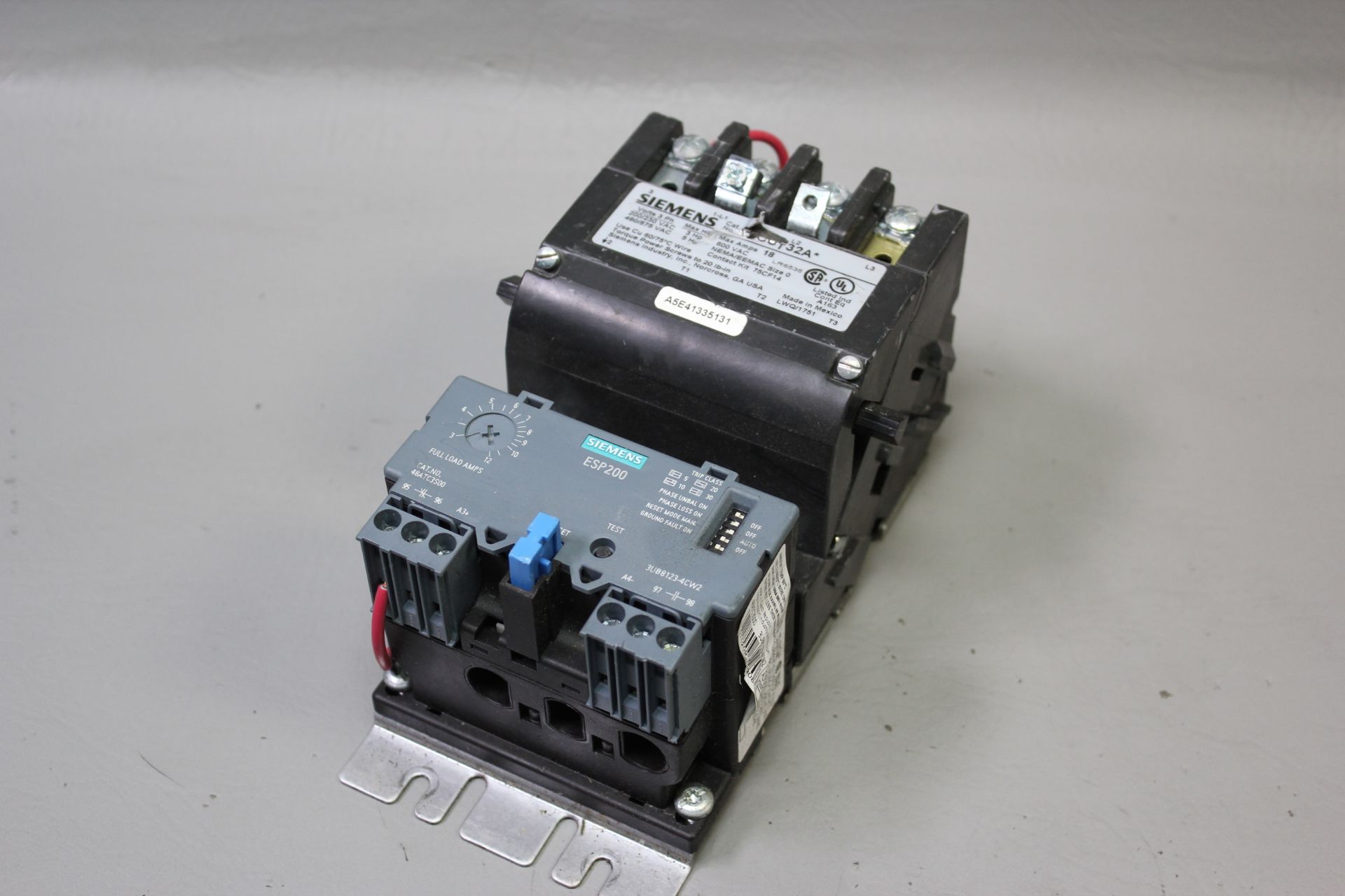 SIEMENS STARTER WITH OVERLOAD RELAY