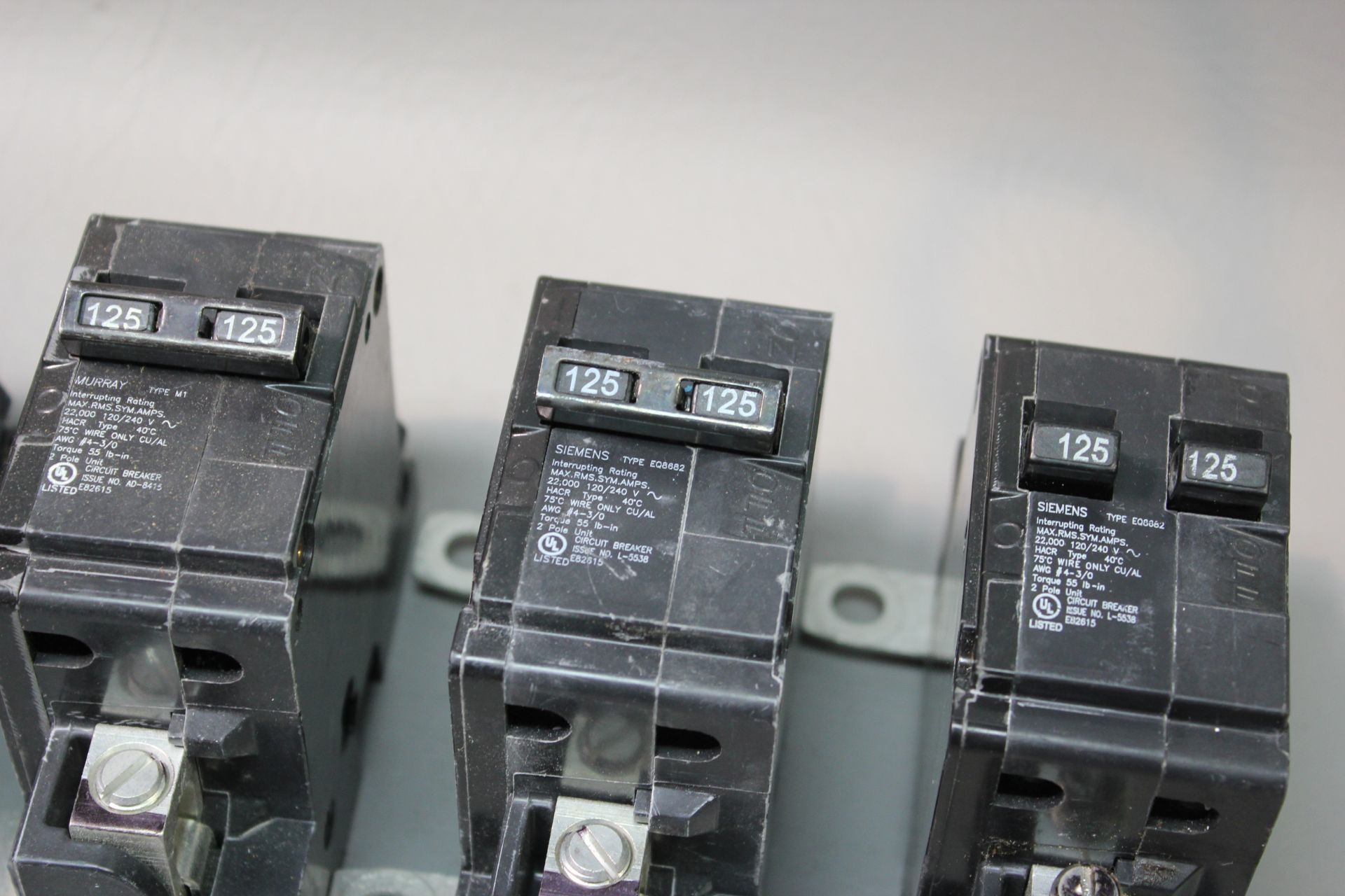 LOT OF 5 SIEMENS CIRCUIT BREAKERS - Image 3 of 6