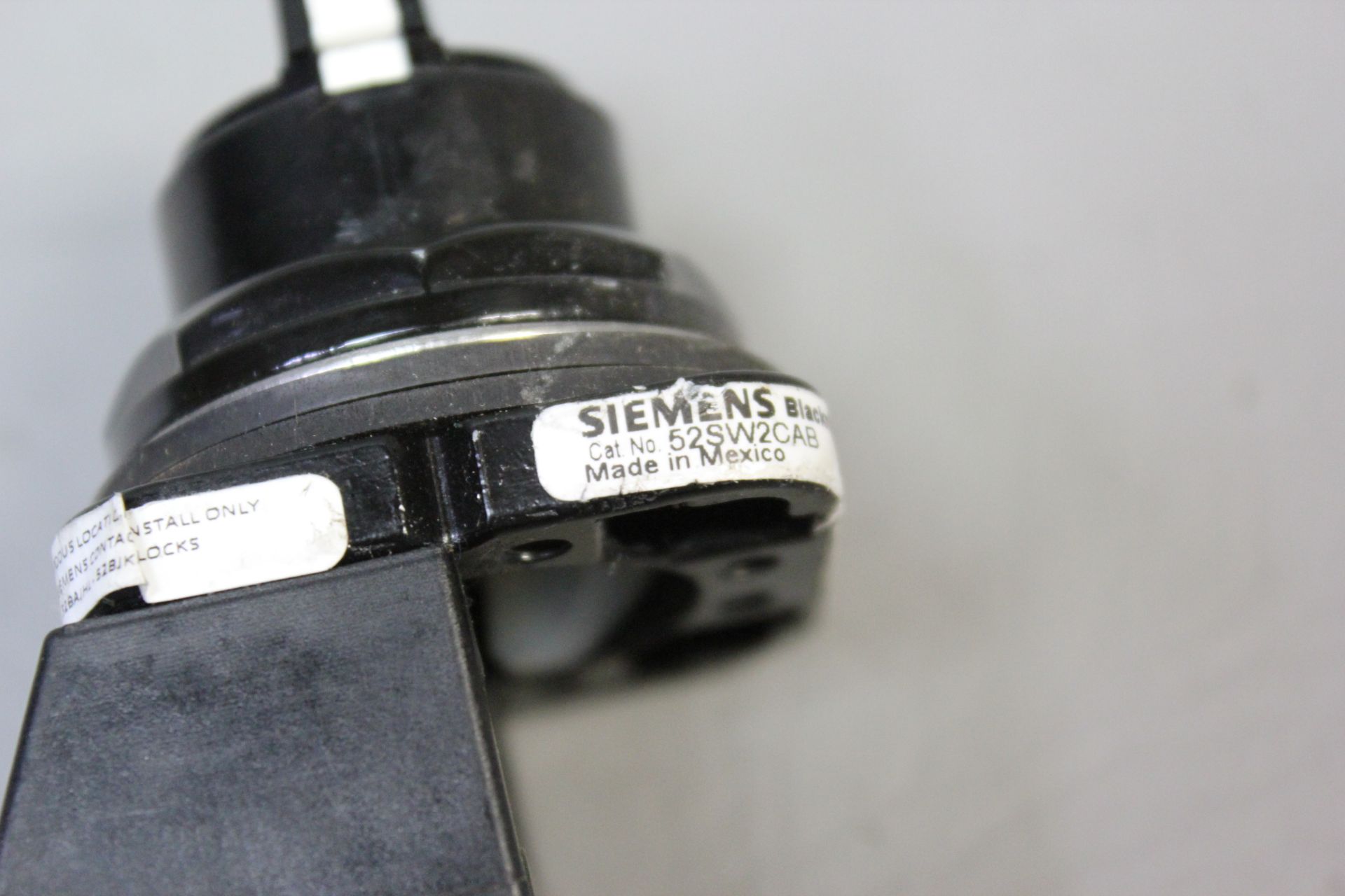 LOT OF SIEMENS SELECTOR SWITCHES - Image 7 of 7