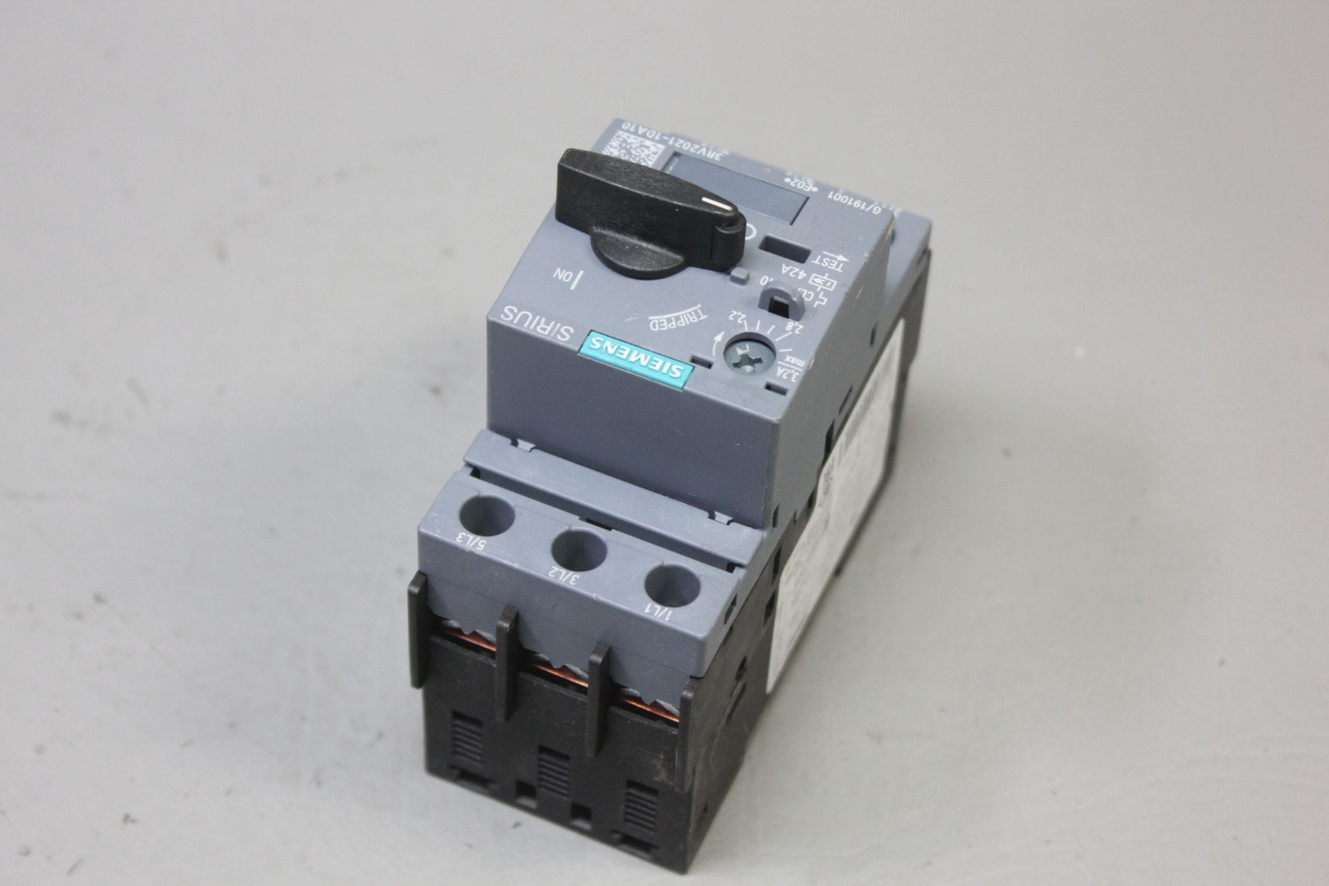 SIEMENS MOTOR PROTECTOR/BREAKER - Image 2 of 3