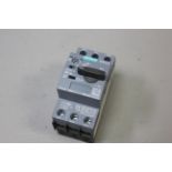 SIEMENS MOTOR PROTECTOR/BREAKER