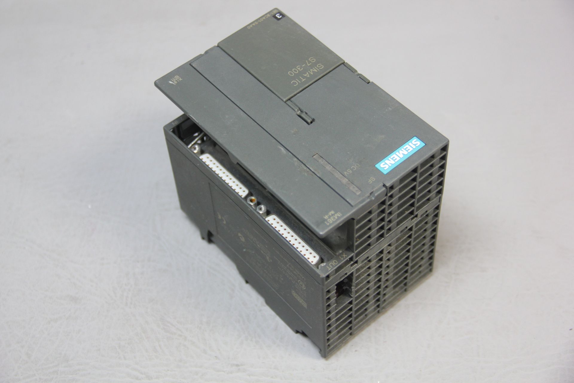 SIEMENS SIMATIC S7 IM361 PLC MODULE - Image 2 of 4