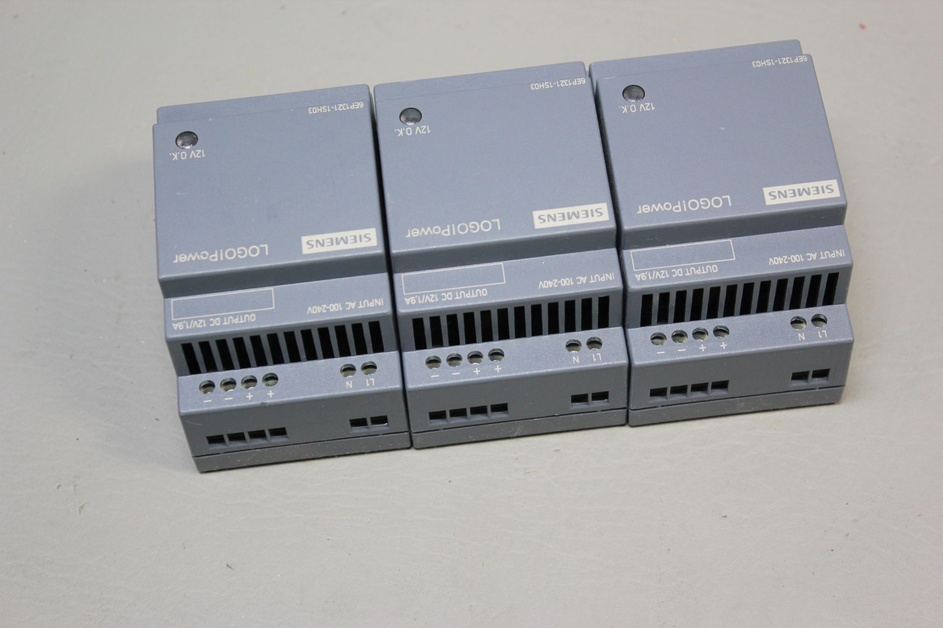 3 UNUSED SIEMENS LOGO! PLC POWER SUPPLIES - Image 2 of 4