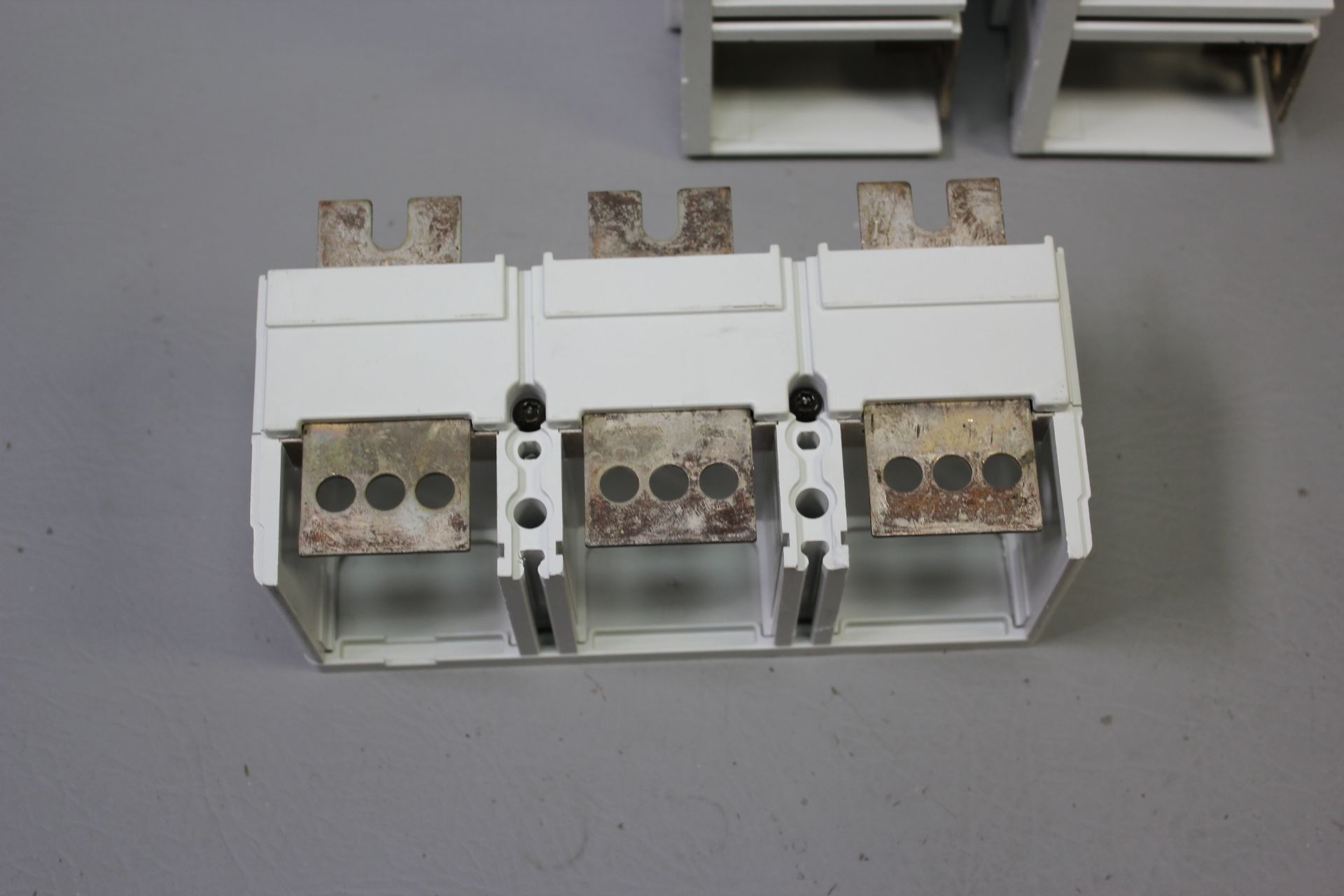 3 SIEMENS THERMAL MAGNETIC 3 POLE LINE PROTECTORS - Image 5 of 5