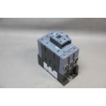 UNUSED SIEMENS MAGNETIC CONTACTOR