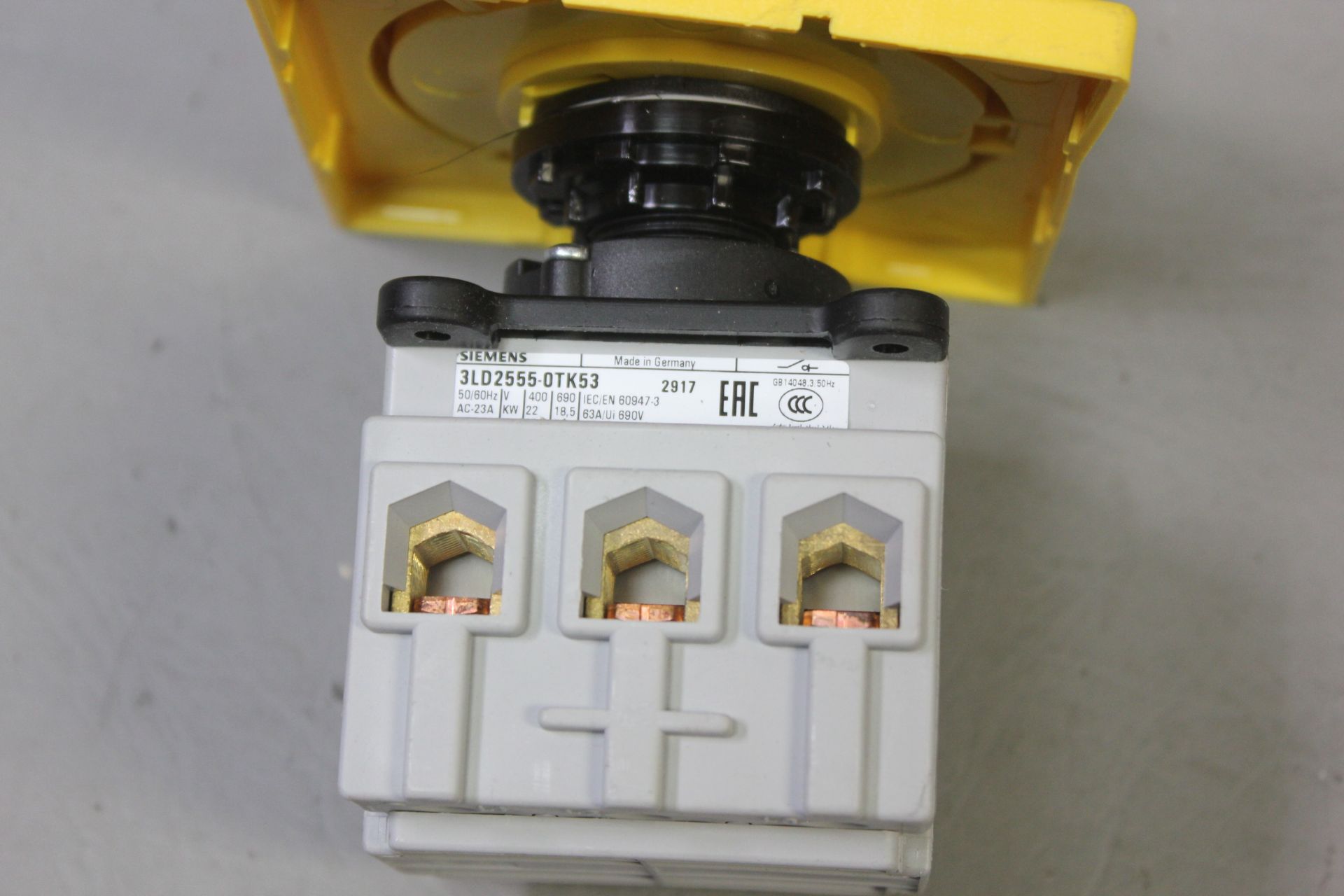 UNUSED SIEMENS EMERGENCY SWITCH DISCONNECTOR - Image 4 of 4