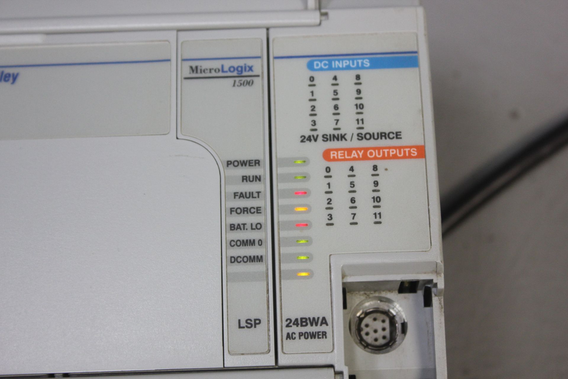 ALLEN BRADLEY MICROLOGIX 1500 CPU WITH BASE UNIT - Image 9 of 10
