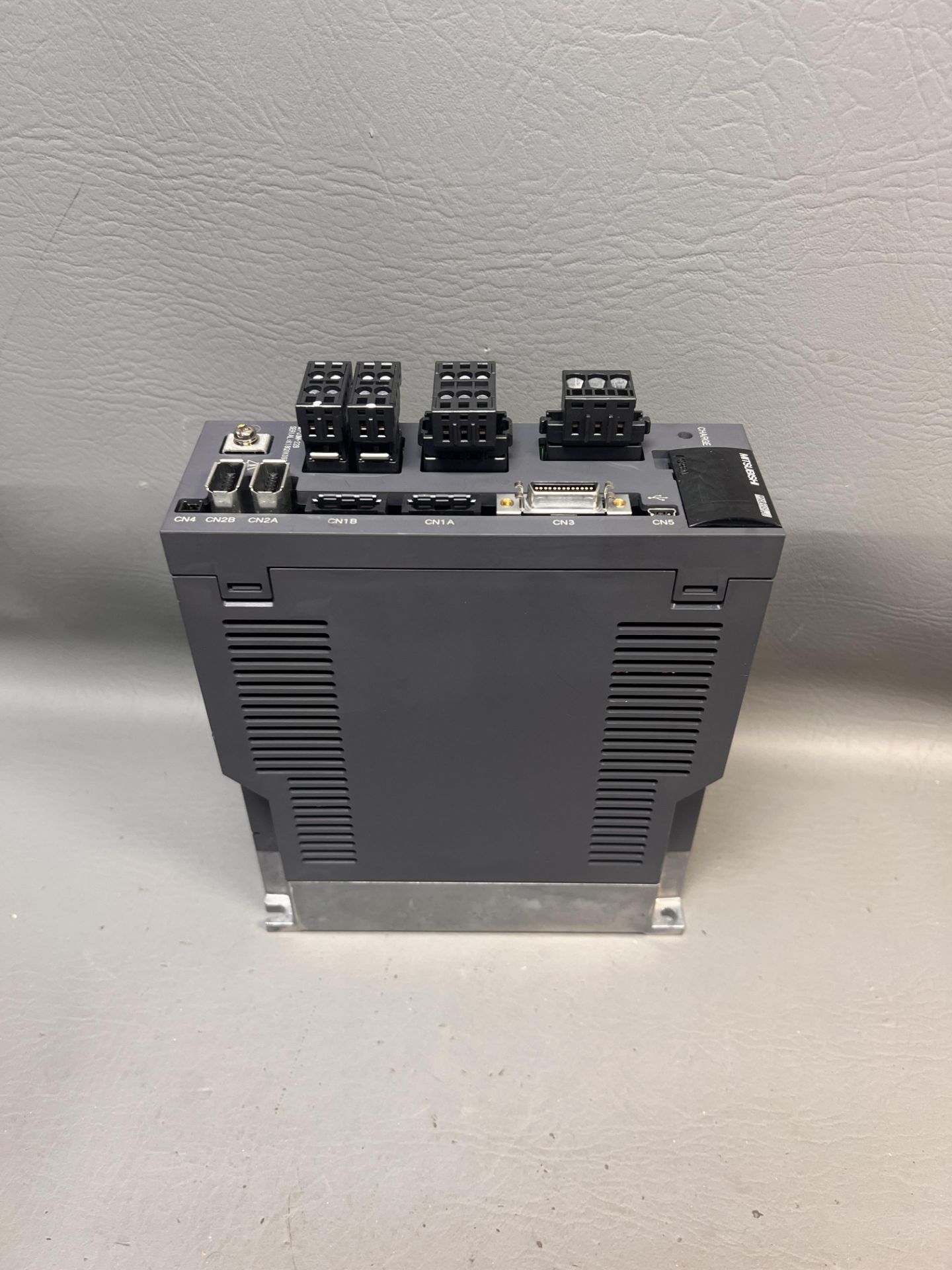 MITSUBISHI MELSERVO SERVO DRIVE - Bild 3 aus 4