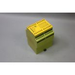 PILZ PNOZ 11 SAFETY RELAY