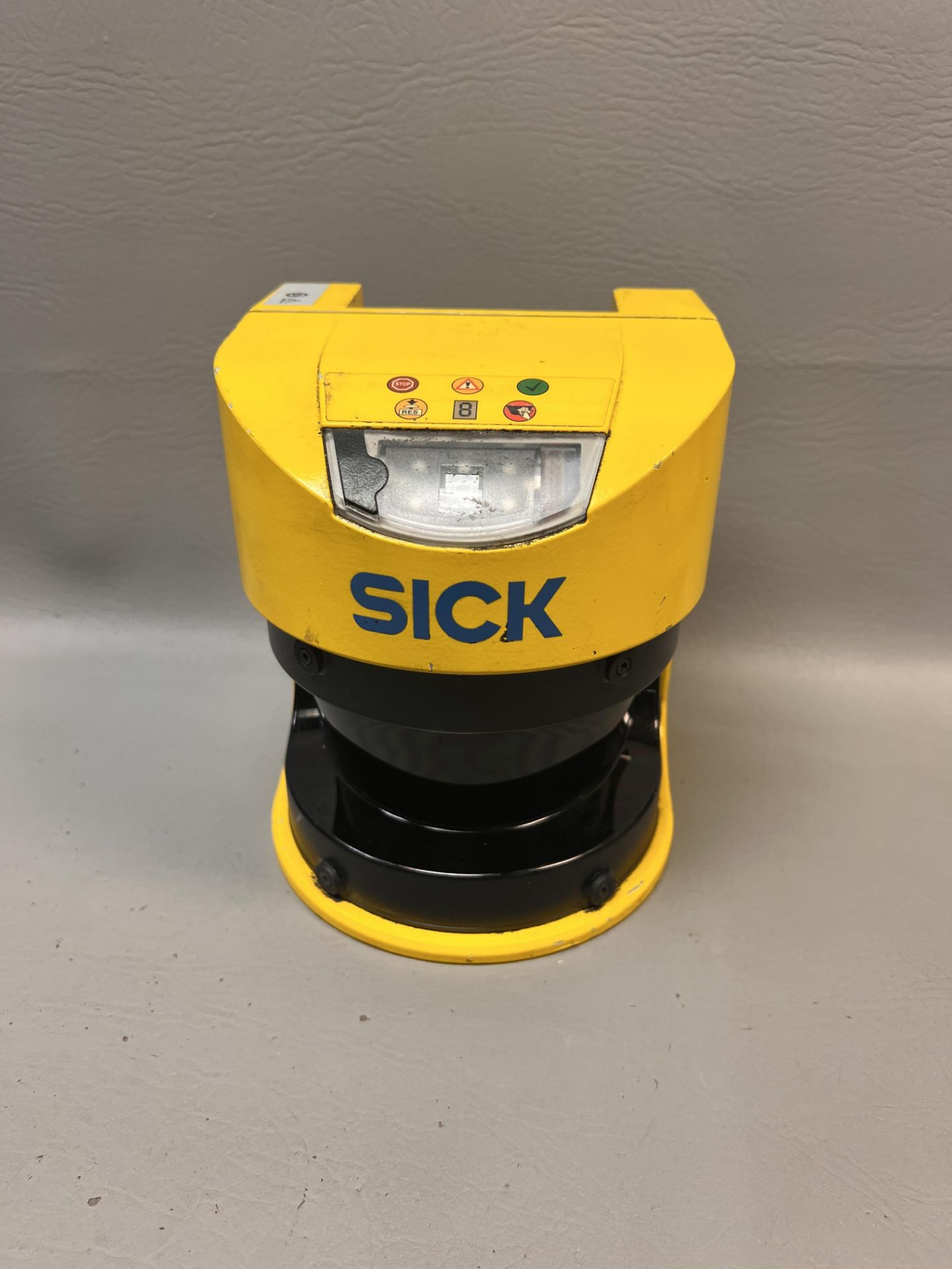 SICK SAFETY LASER SCANNER