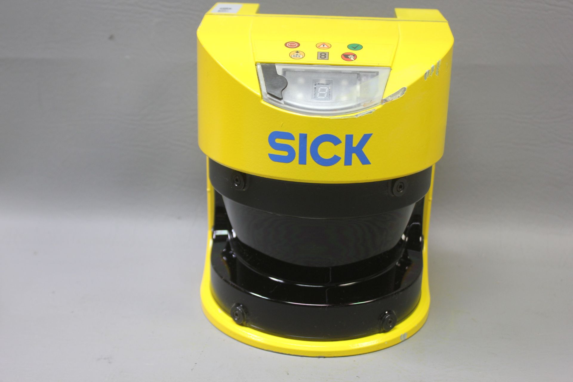 SICK SAFETY LASER SCANNER - Image 2 of 6