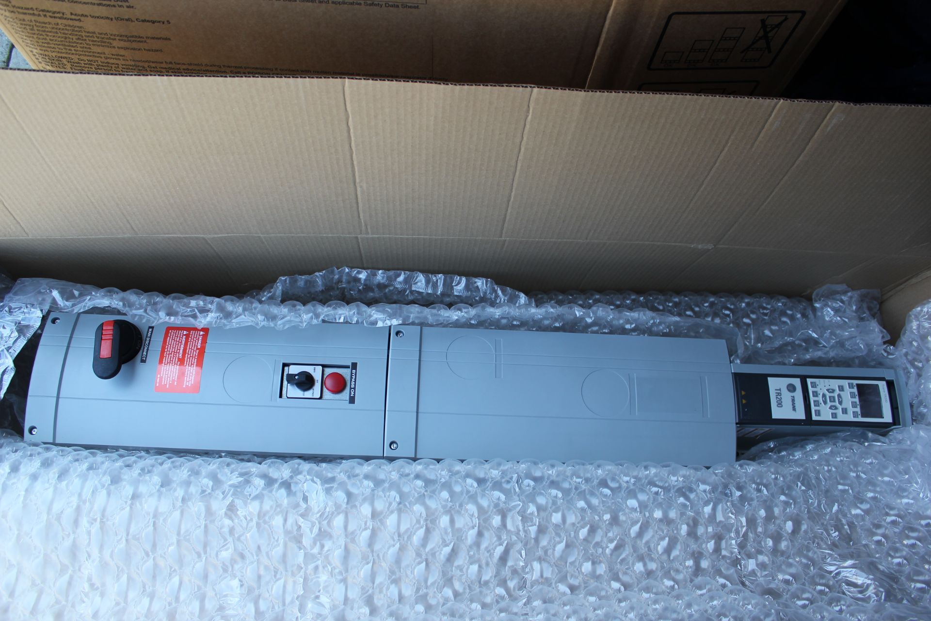 NEW DANFOSS/TRANE TR200 5HP DRIVE - Image 5 of 12