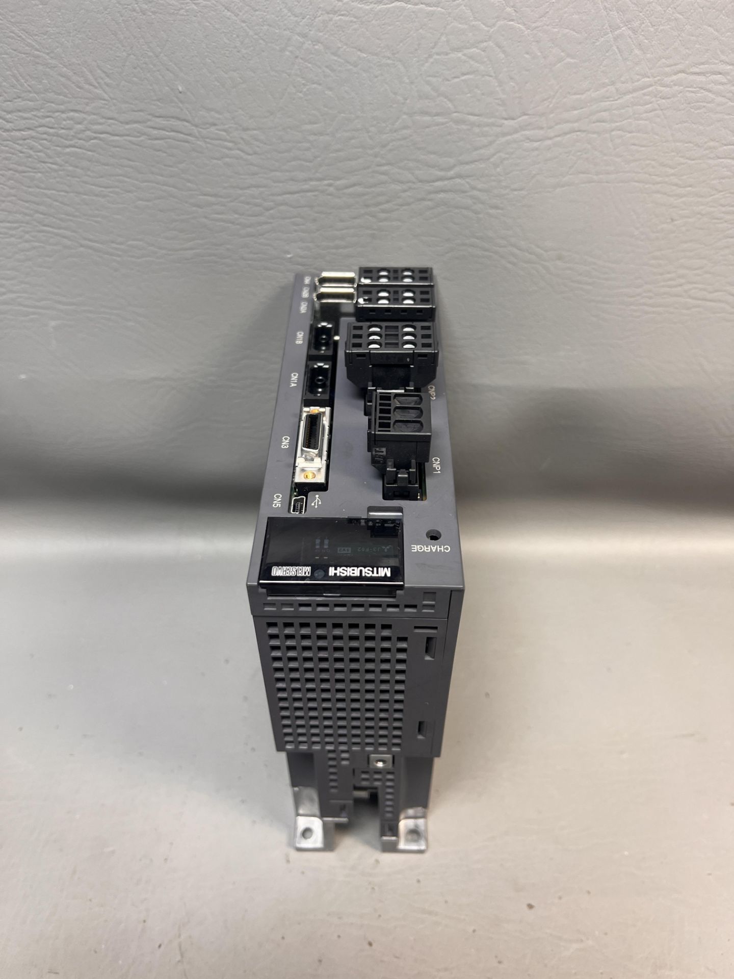 MITSUBISHI MELSERVO SERVO DRIVE - Bild 2 aus 4