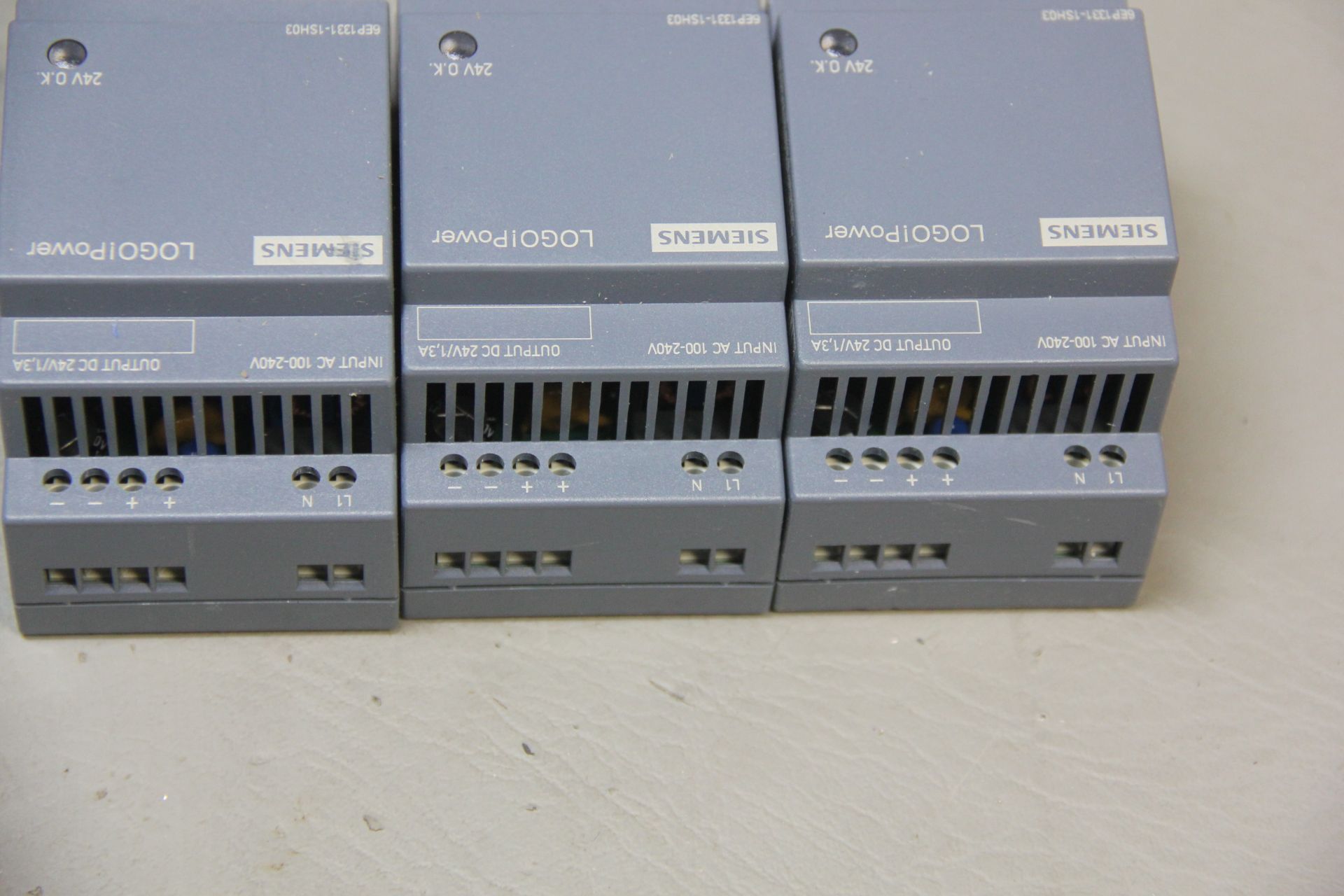 3 UNUSED SIEMENS LOGO! POWER SUPPLIES - Image 2 of 4