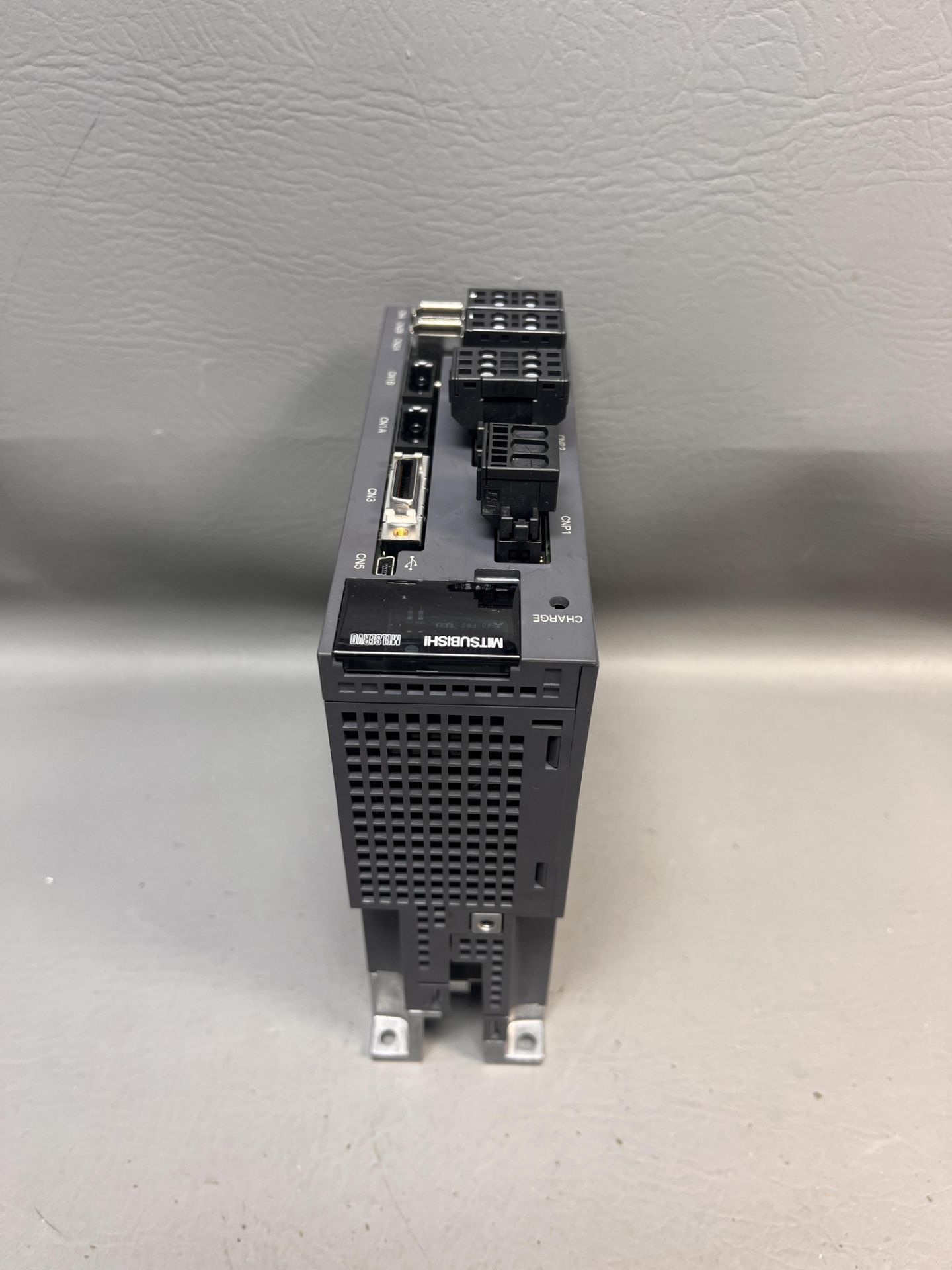 MITSUBISHI MELSERVO SERVO DRIVE - Bild 2 aus 4