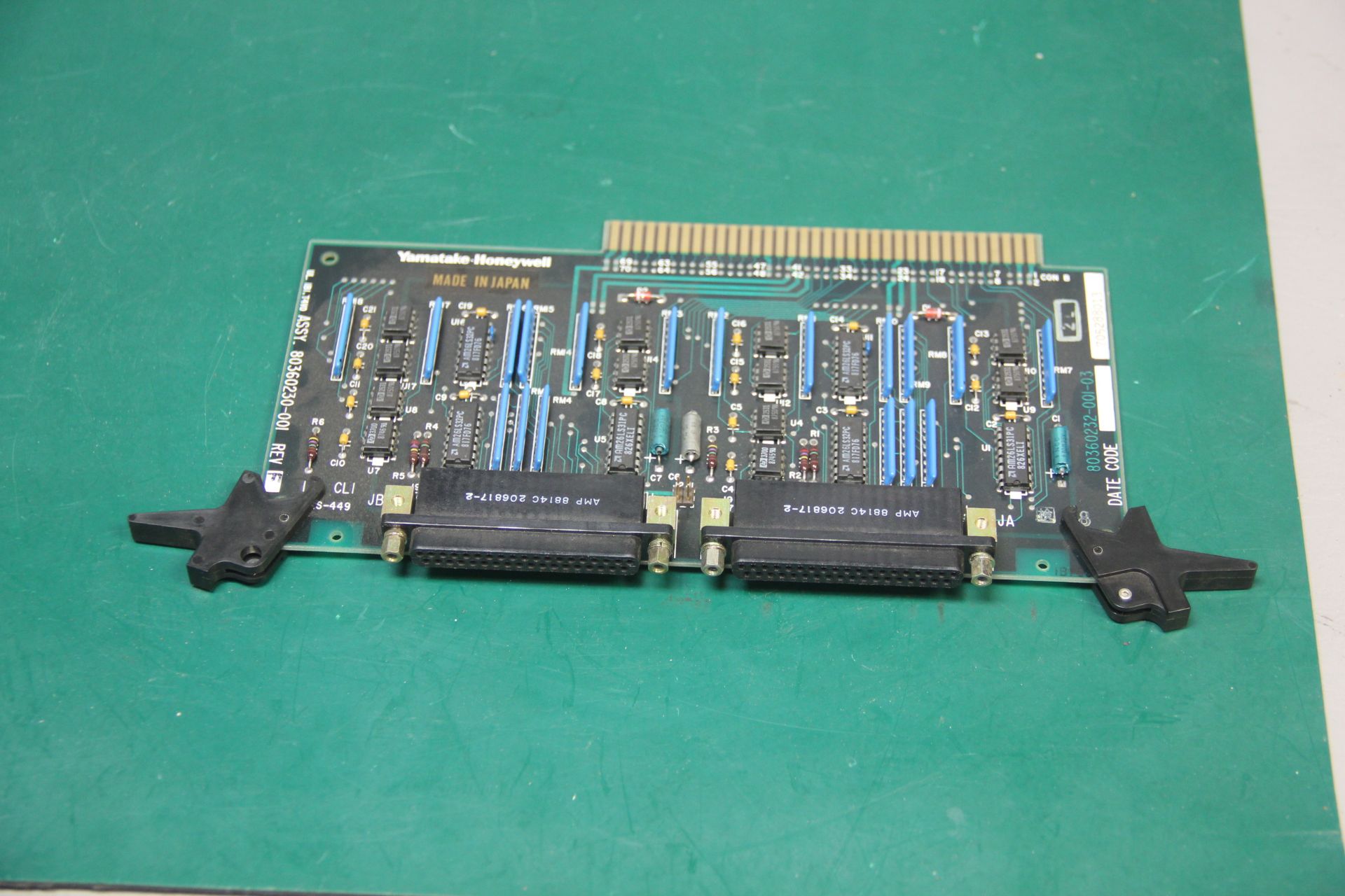 UNUSED YAMATAKE HONEYWELL BOARD