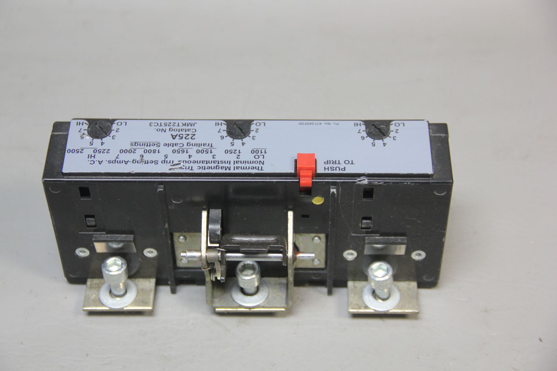 SIEMENS 225A CIRCUIT BREAKER TRIP UNIT - Image 2 of 4