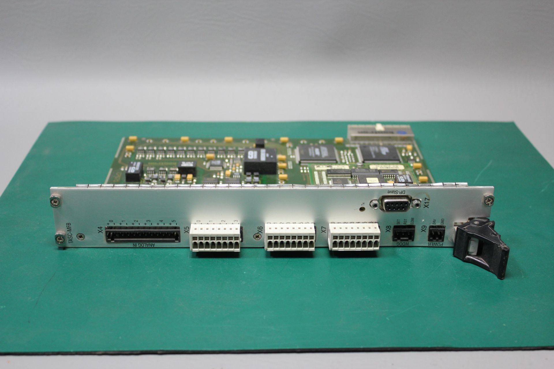 KONTRON INTERFACE BOARD