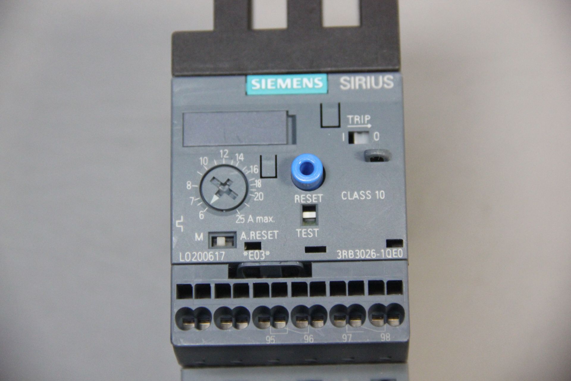 SIEMENS OVERLOAD RELAY - Image 3 of 3