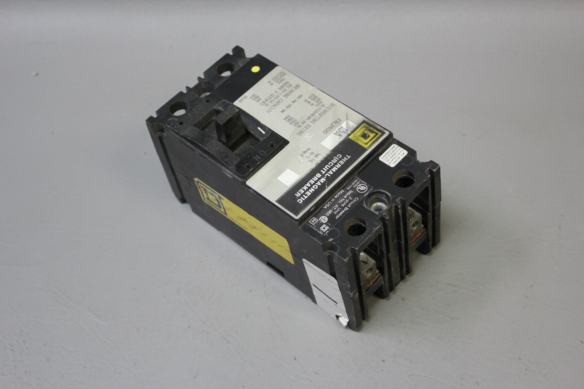 SQUARE D 15A THERMAL MAGNETIC CIRCUIT BREAKER - Image 2 of 6