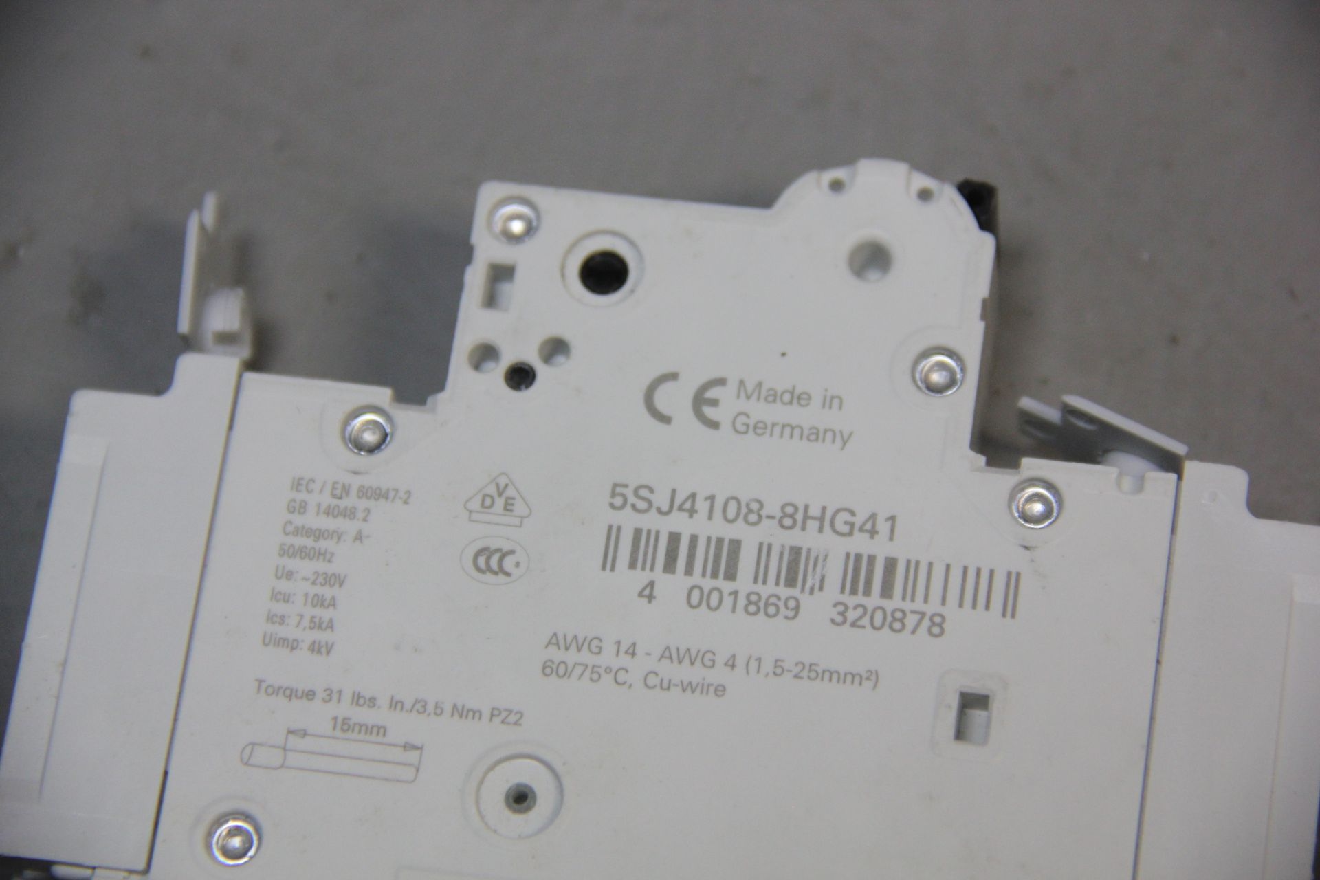 LOT OF UNUSED SIEMENS CIRCUIT BREAKERS - Image 4 of 4