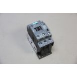 SIEMENS POWER CONTACTOR