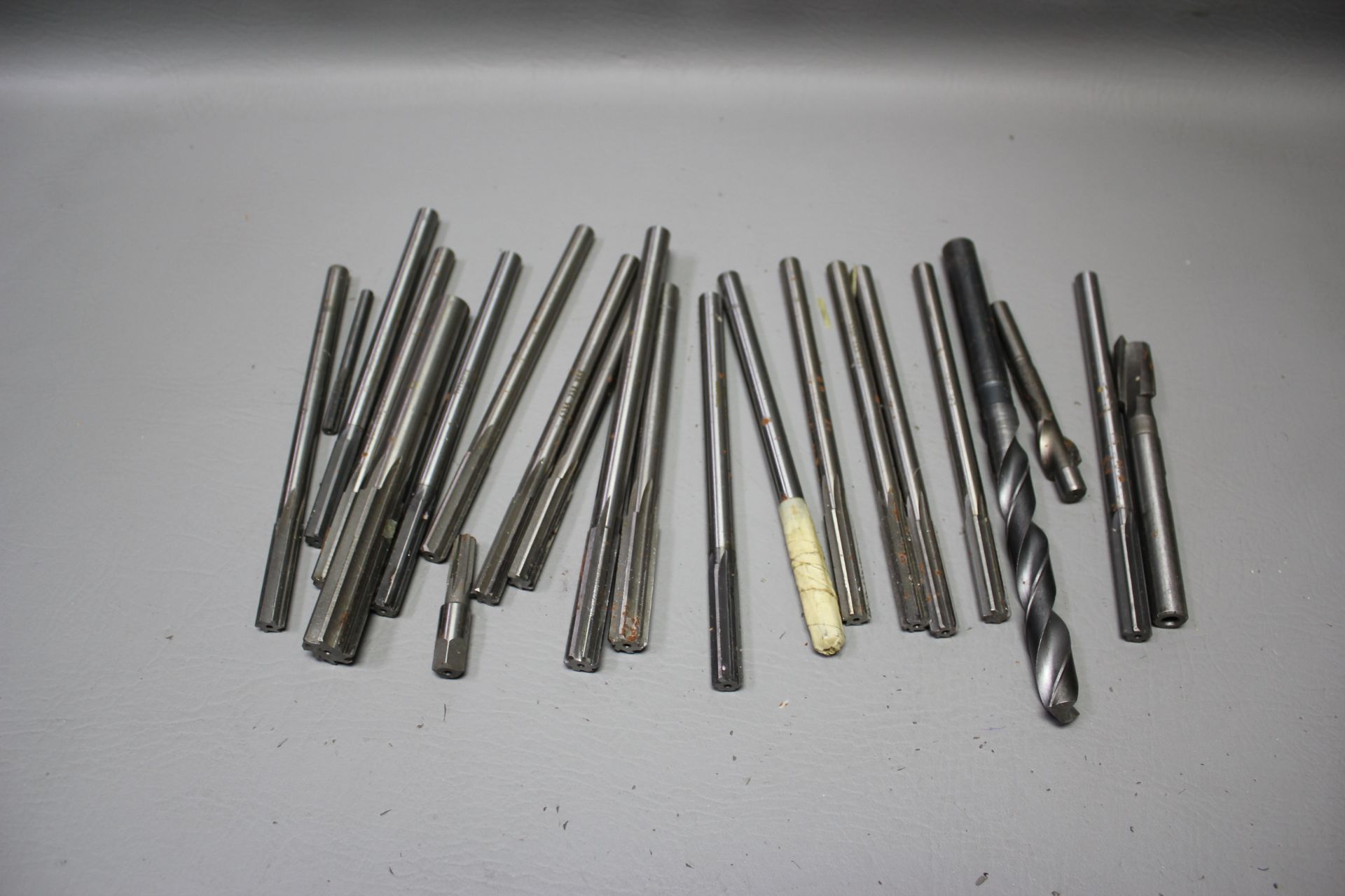 LOT OF DRILL BITS & REAMERS