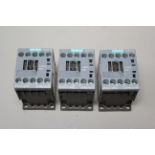 3 UNUSED SIEMENS CONTACTORS