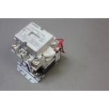 SIEMENS 30A LIGHTING CONTACTOR