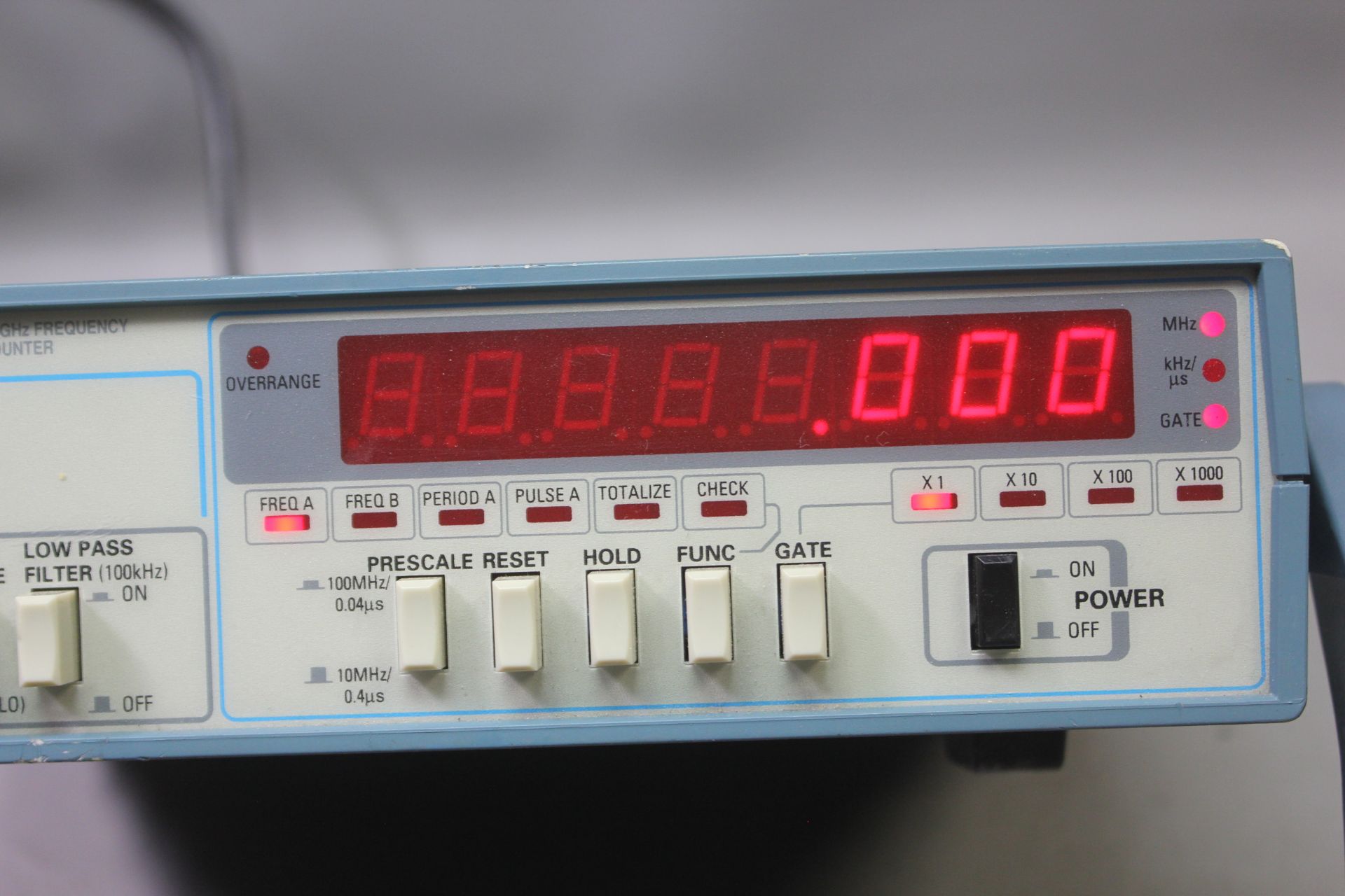 TEKTRONIX 1.3GHZ FREQUENCY COUNTER - Image 7 of 13