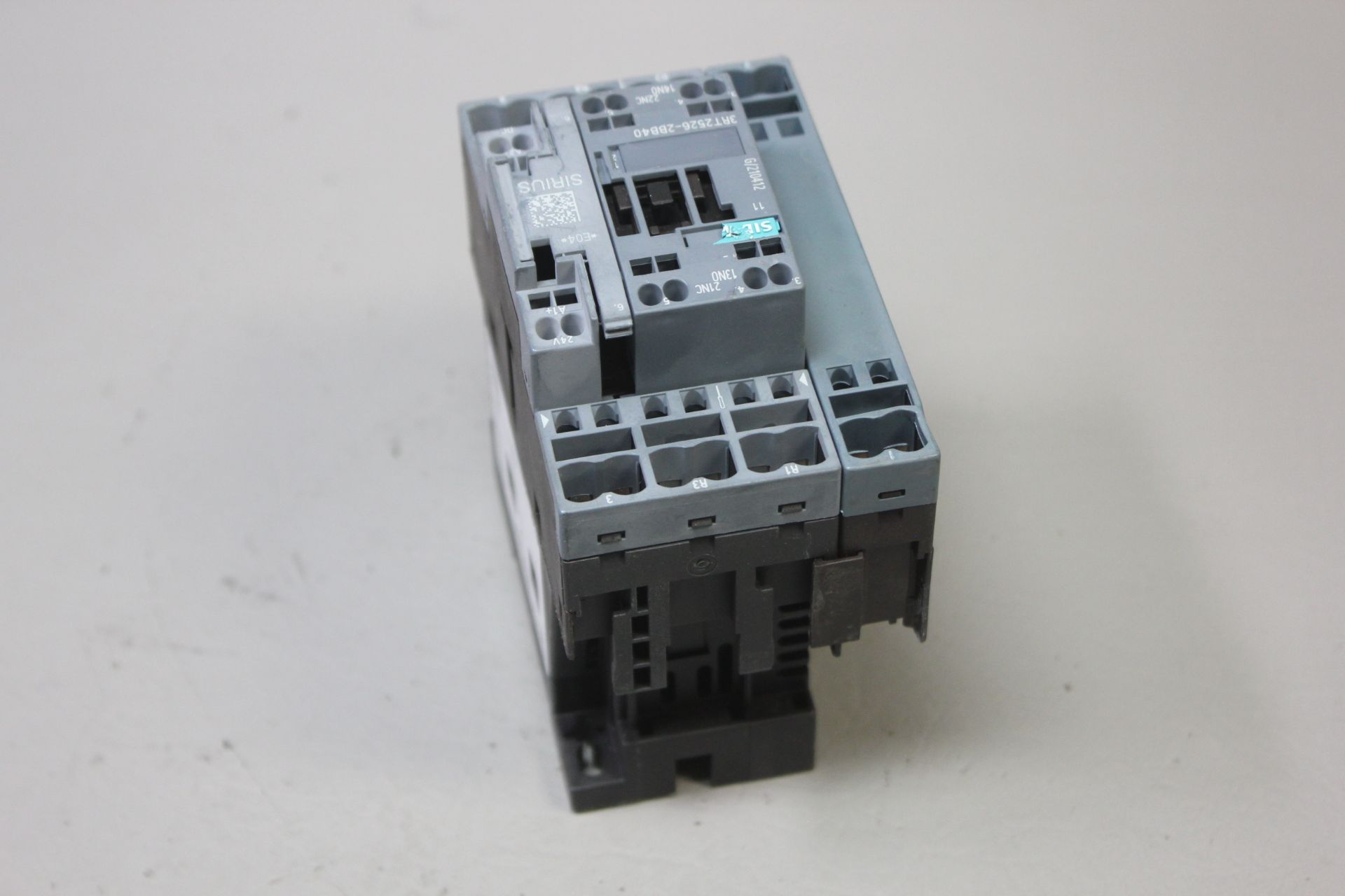 SIEMENS POWER CONTACTOR - Image 3 of 3