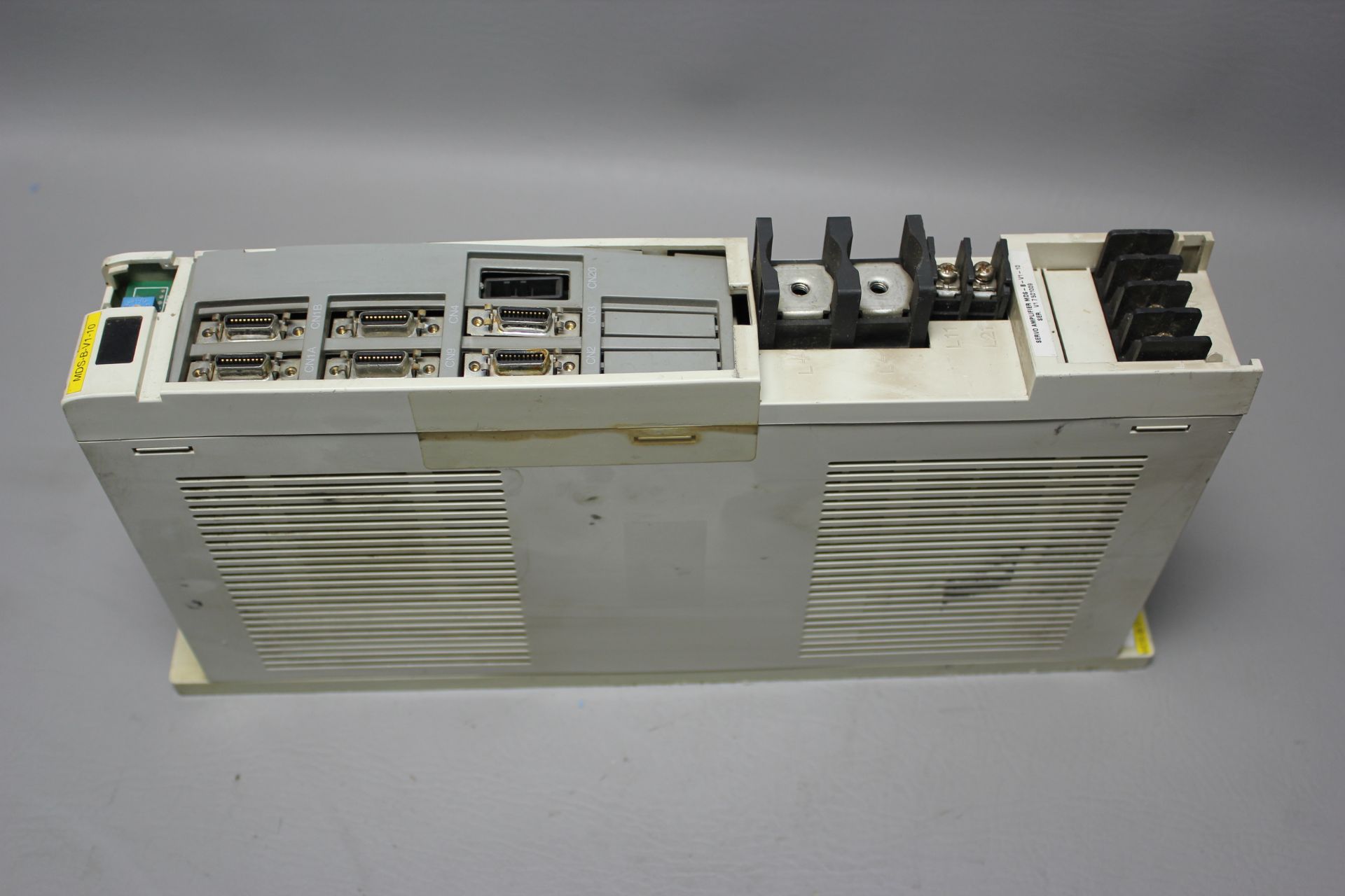 MITSUBISHI SERVO AMPLIFIER