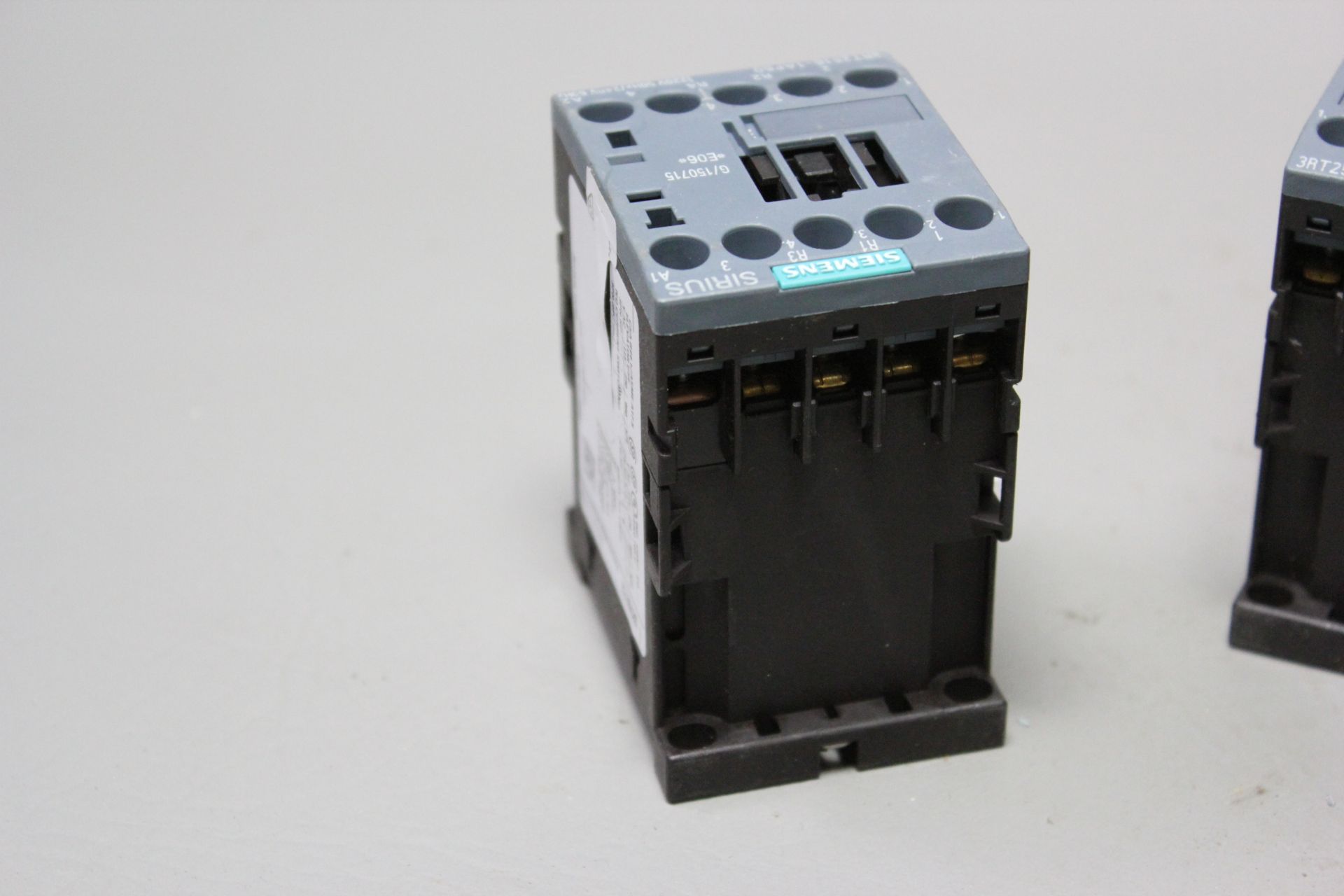 3 UNUSED SIEMENS CONTACTORS - Image 3 of 4