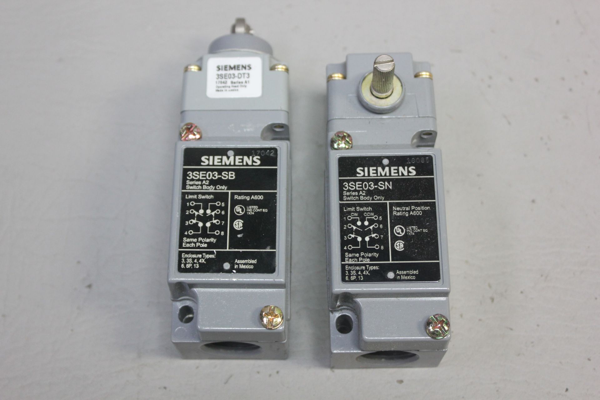 LOT OF 2 SIEMENS LIMIT SWITCHES