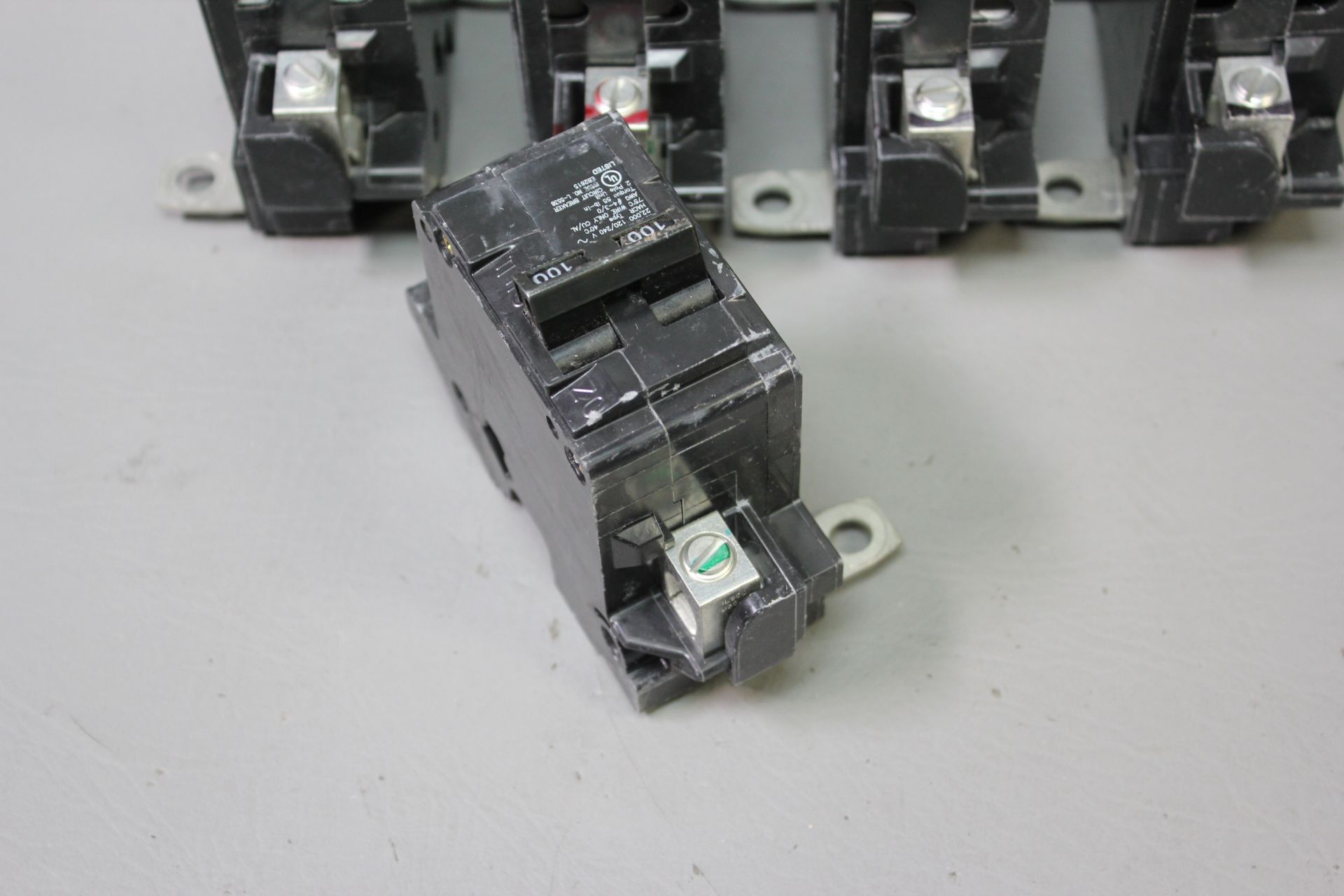 LOT OF 5 SIEMENS 100A CIRCUIT BREAKERS - Bild 7 aus 7