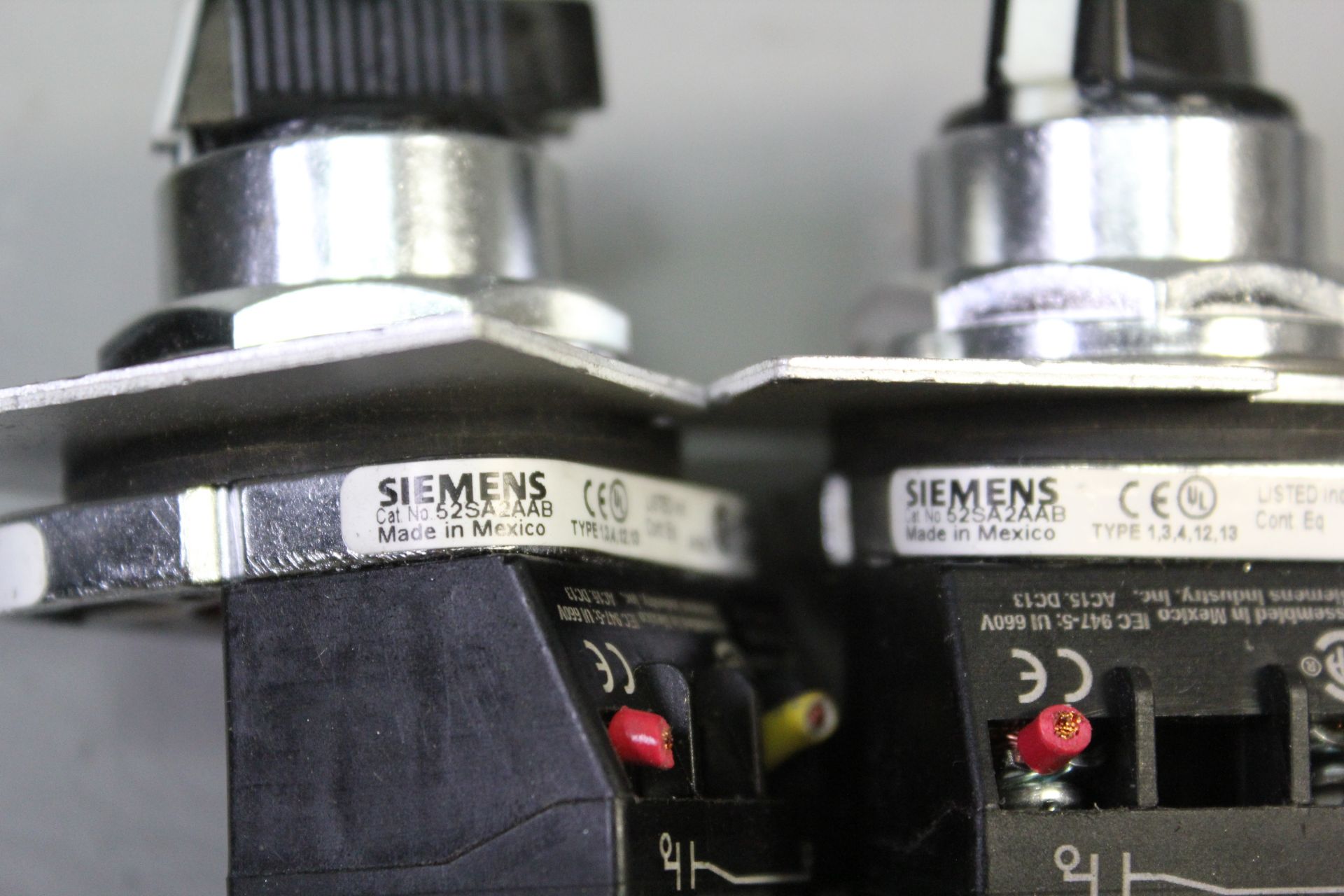LOT OF SIEMENS SELECTOR SWITCHES - Image 4 of 7
