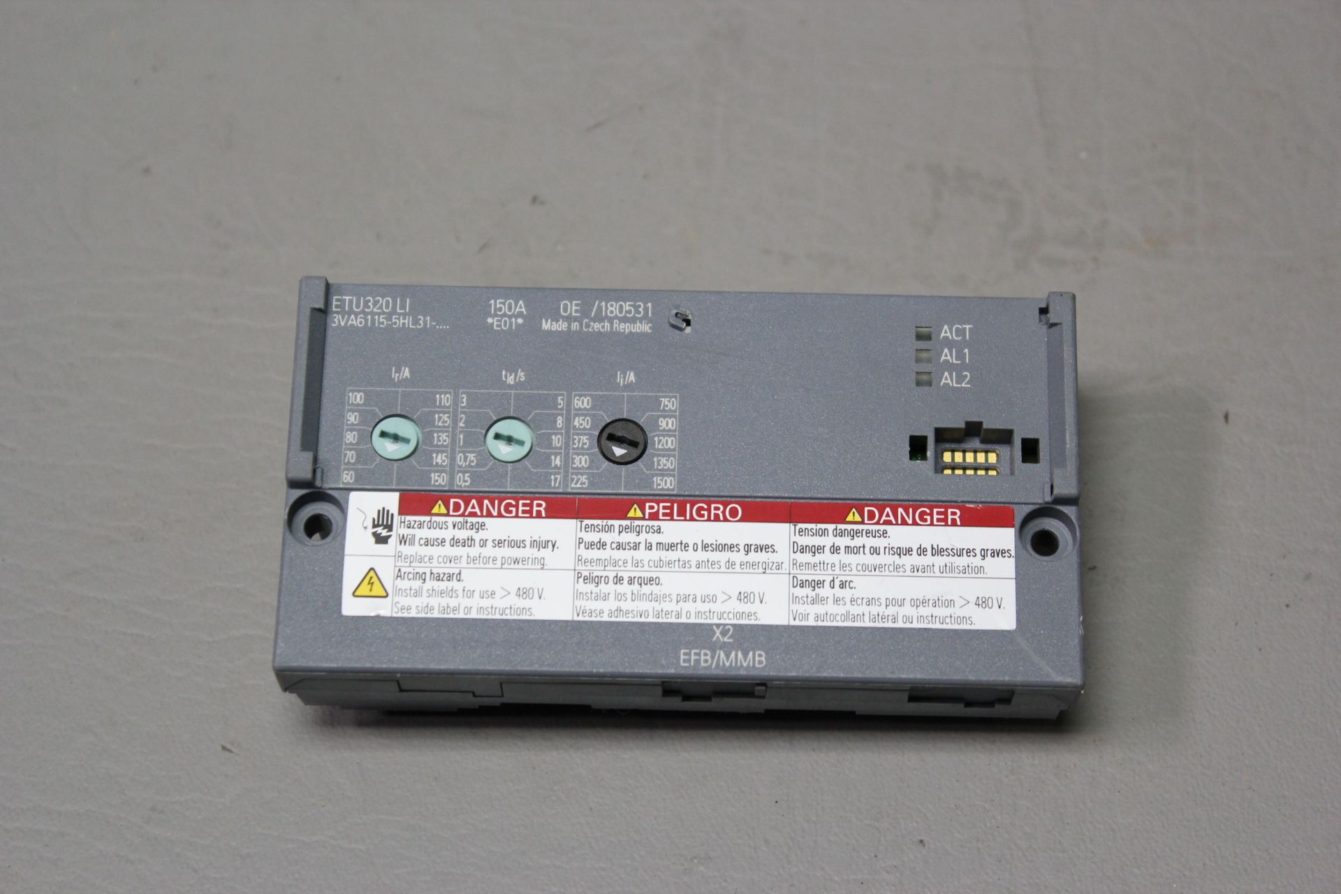 SIEMENS ELECTRONIC CIRCUIT BREAKER TRIP UNIT