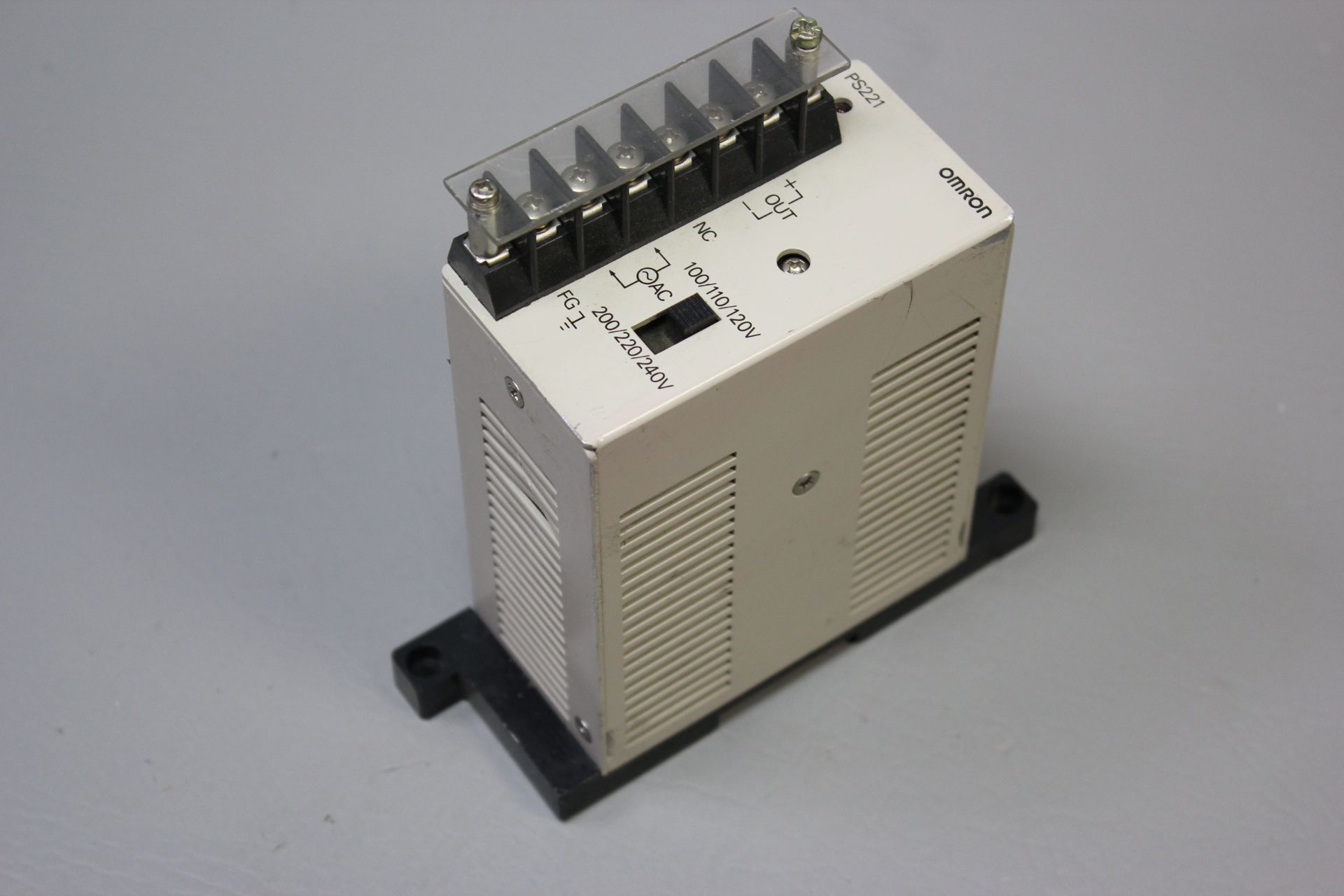 OMRON AUTOMATION POWER SUPPLY