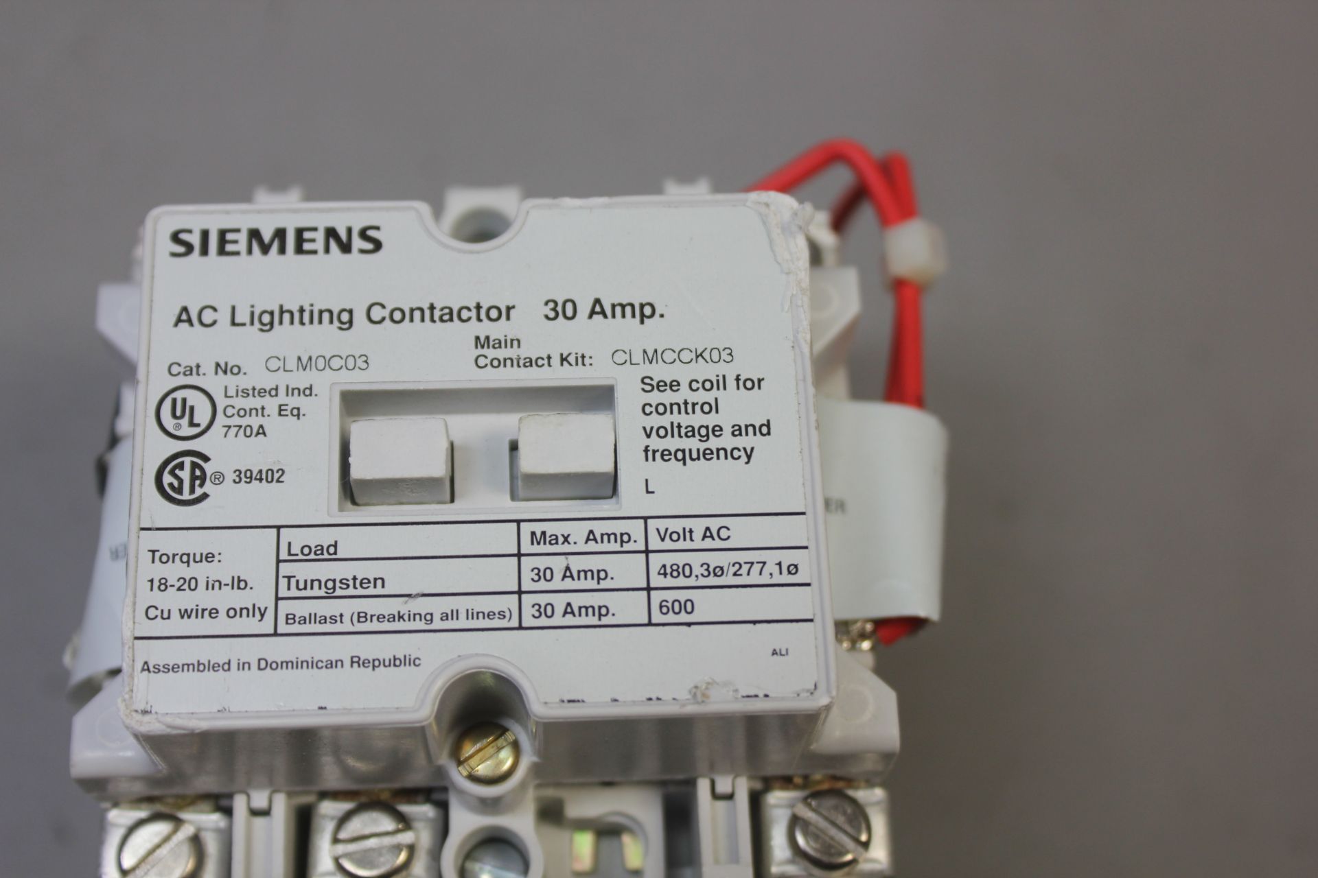 SIEMENS 30A LIGHTING CONTACTOR