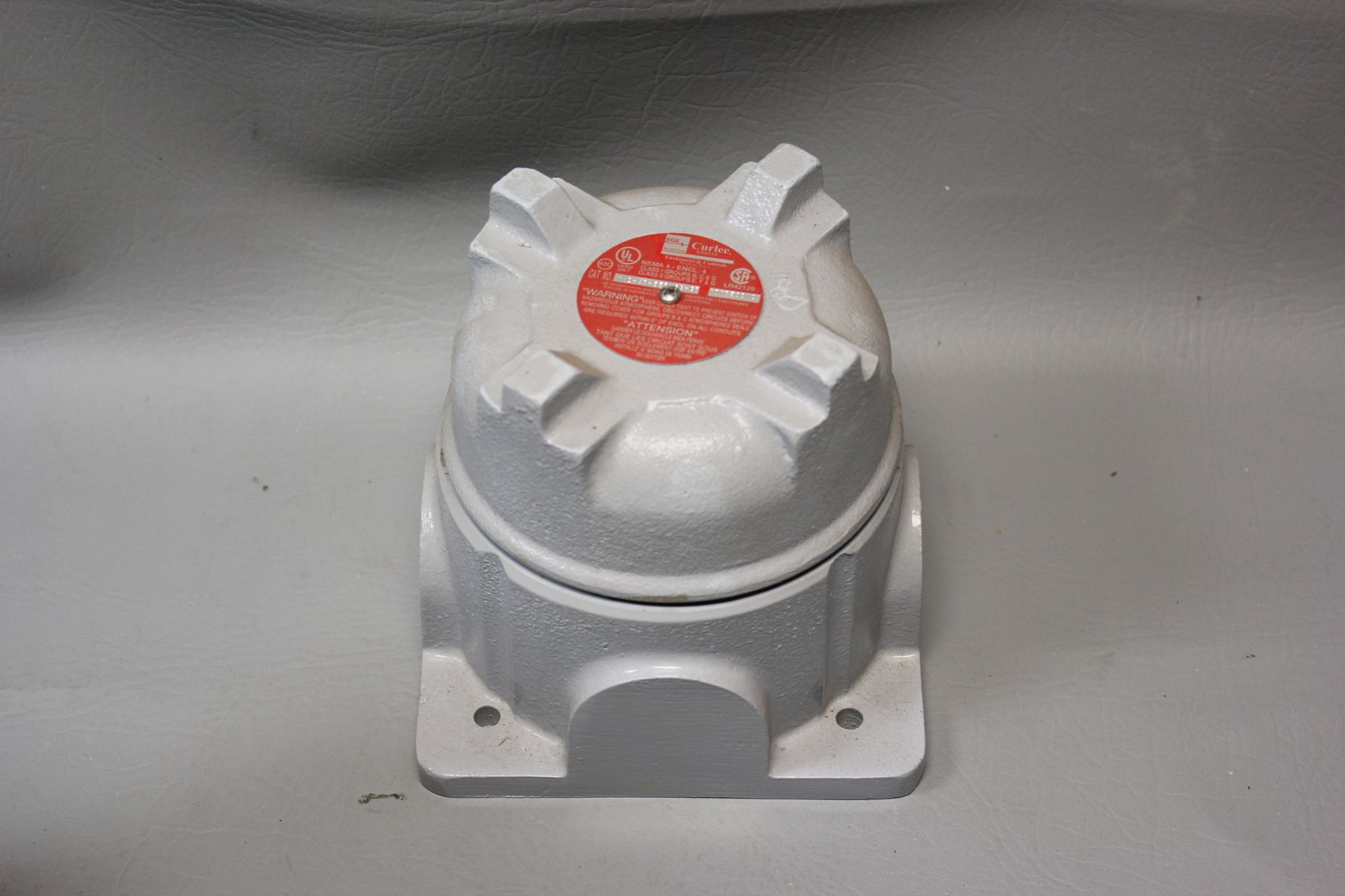 NEW METRIX SOLID STATE VIBRATION SWITCH IN ENCLOSURE - Image 3 of 5