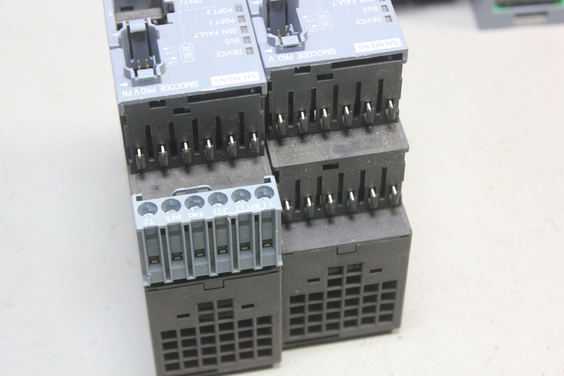 LOT OF 4 NAIS PLC CONTROL UNITS - Image 4 of 12