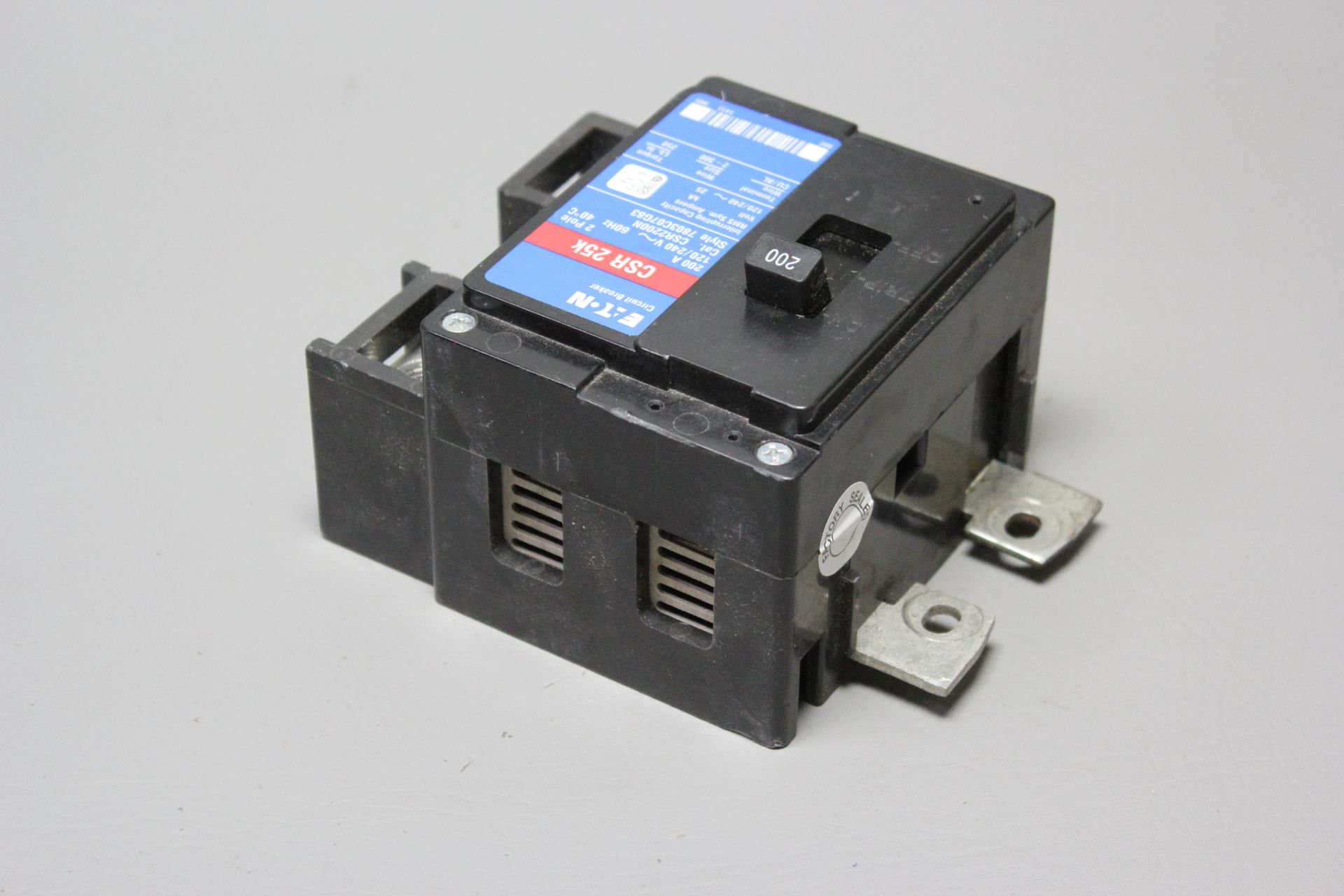 EATON CSR 25K 200A CIRCUIT BREAKER - Image 2 of 3